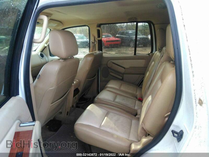 2006 Ford EXPLORER (VIN 1FMEU74E86UA76779) — photo 8 of 11