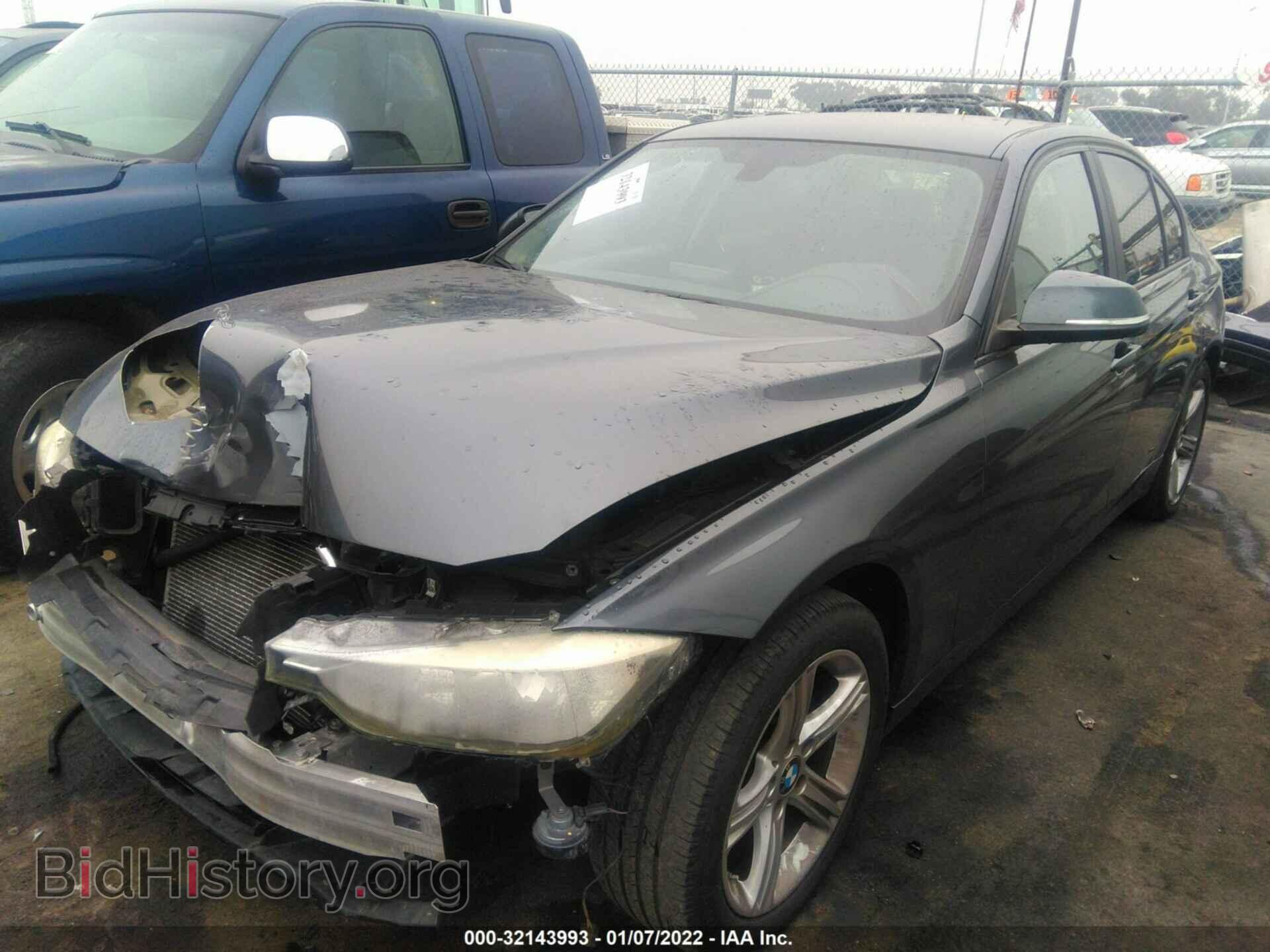 2013 BMW 3 SERIES - VIN: WBA3C1C55DK104346 - Фото 2