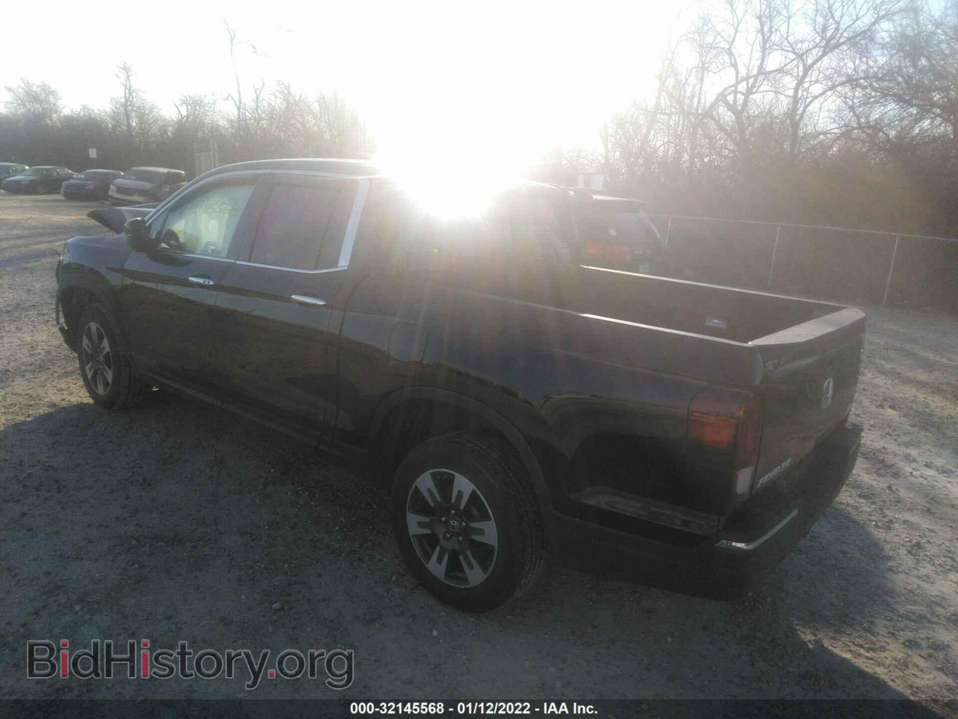 2019 HONDA RIDGELINE - VIN: 5FPYK3F78KB005719 - Фото 3