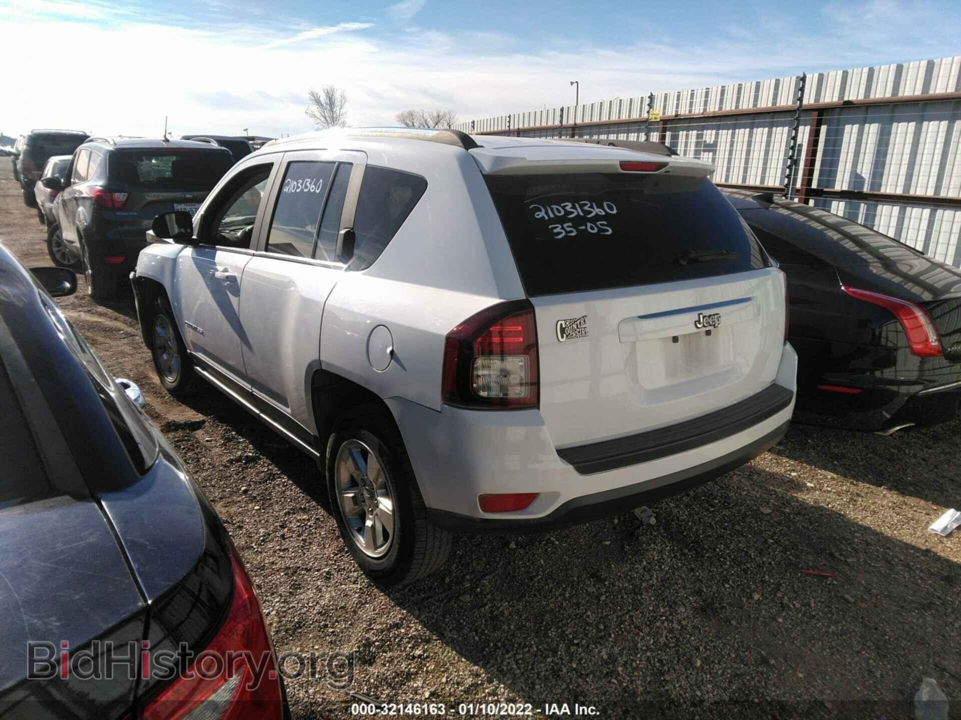 2015 JEEP COMPASS - VIN: 1C4NJCBA6FD190916 - Фото 3