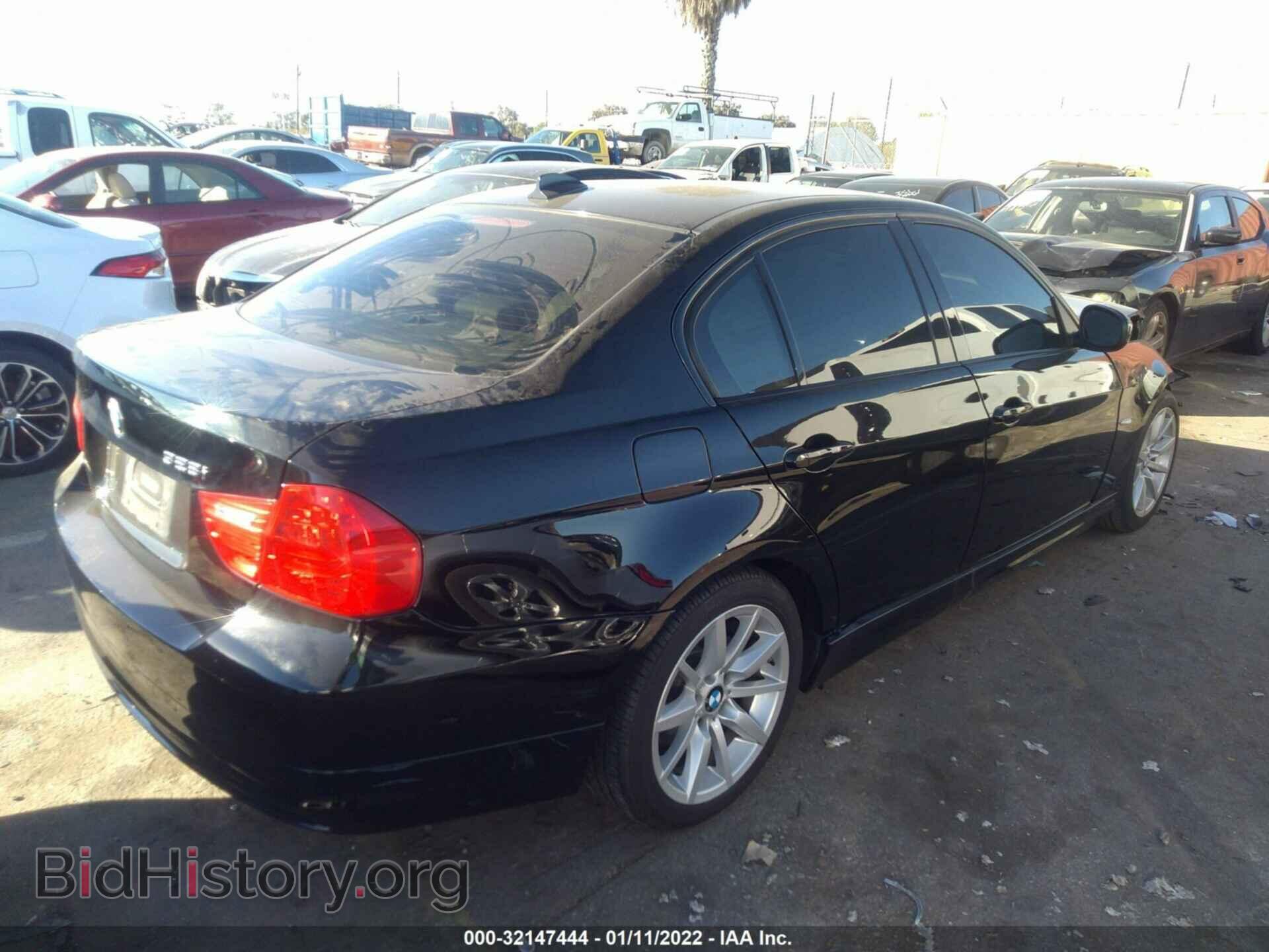 2011 BMW 3 SERIES - VIN: WBAPH7C50BE678371 - Фото 4