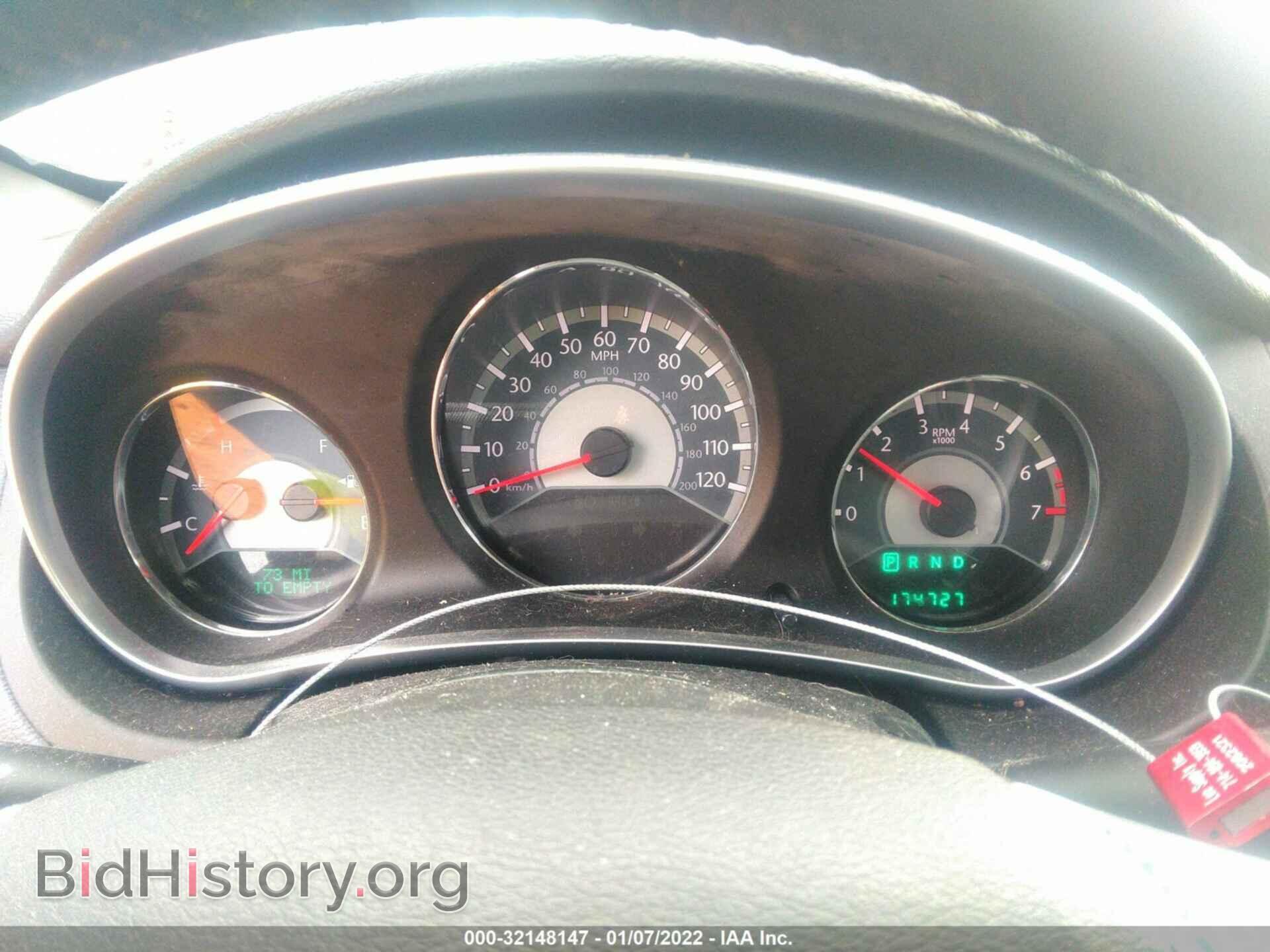 2011 CHRYSLER 200 - VIN: 1C3BC1FG4BN505415 - Фото 7