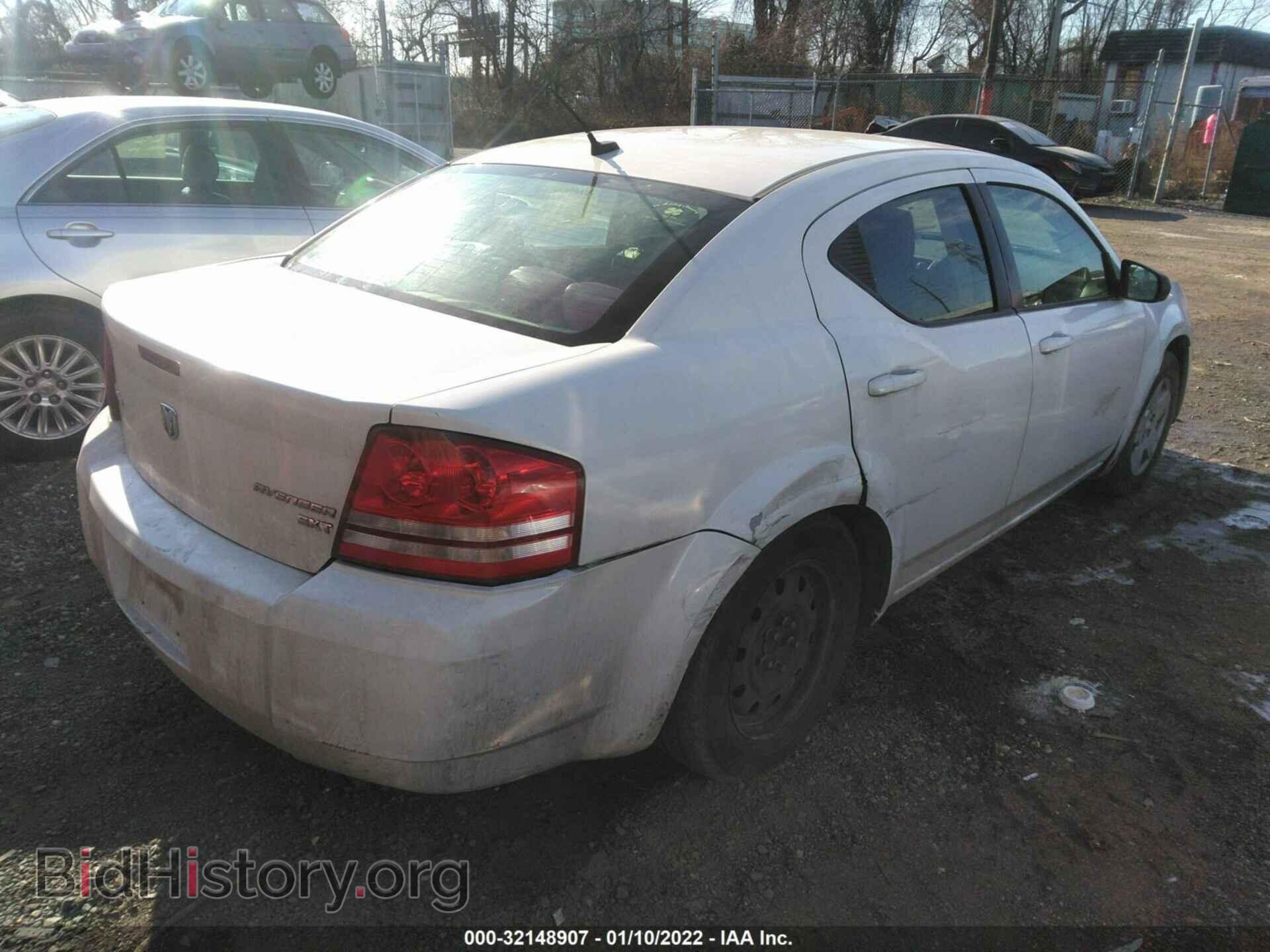 2010 DODGE AVENGER - VIN: 1B3CC4FB5AN215531 - Photo 4