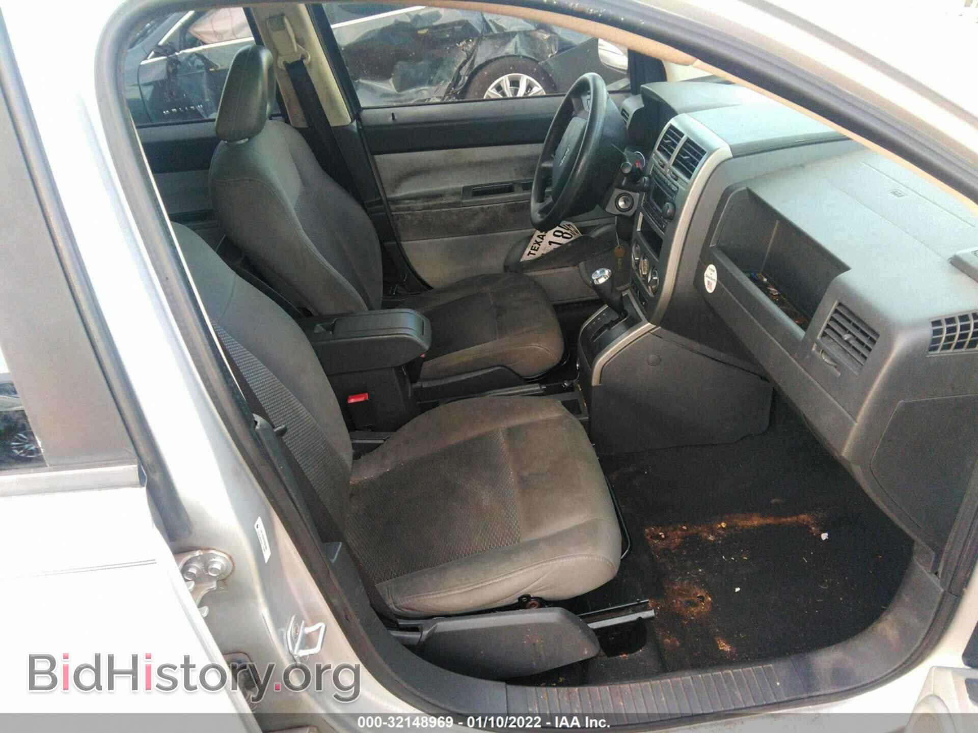 2007 JEEP COMPASS - VIN: 1J8FF47W37D584500 - Фото 5