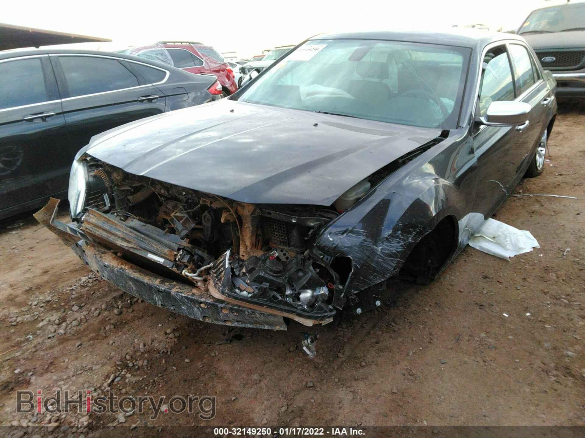 2019 CHRYSLER 300 - VIN: 2C3CCAPT1KH626797 - Фото 6