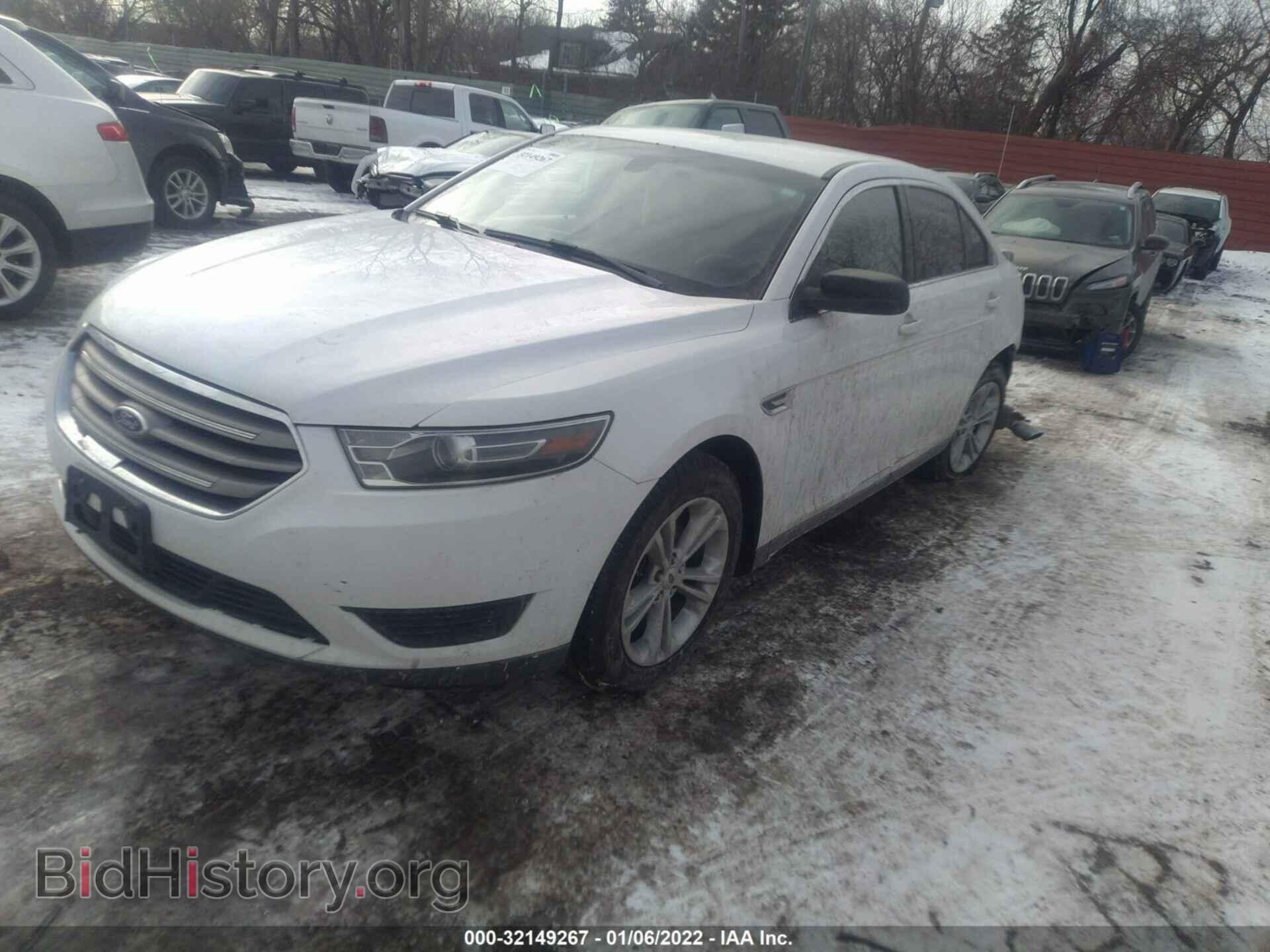 2015 FORD TAURUS - VIN: 1FAHP2D82FG169873 - Фото 2