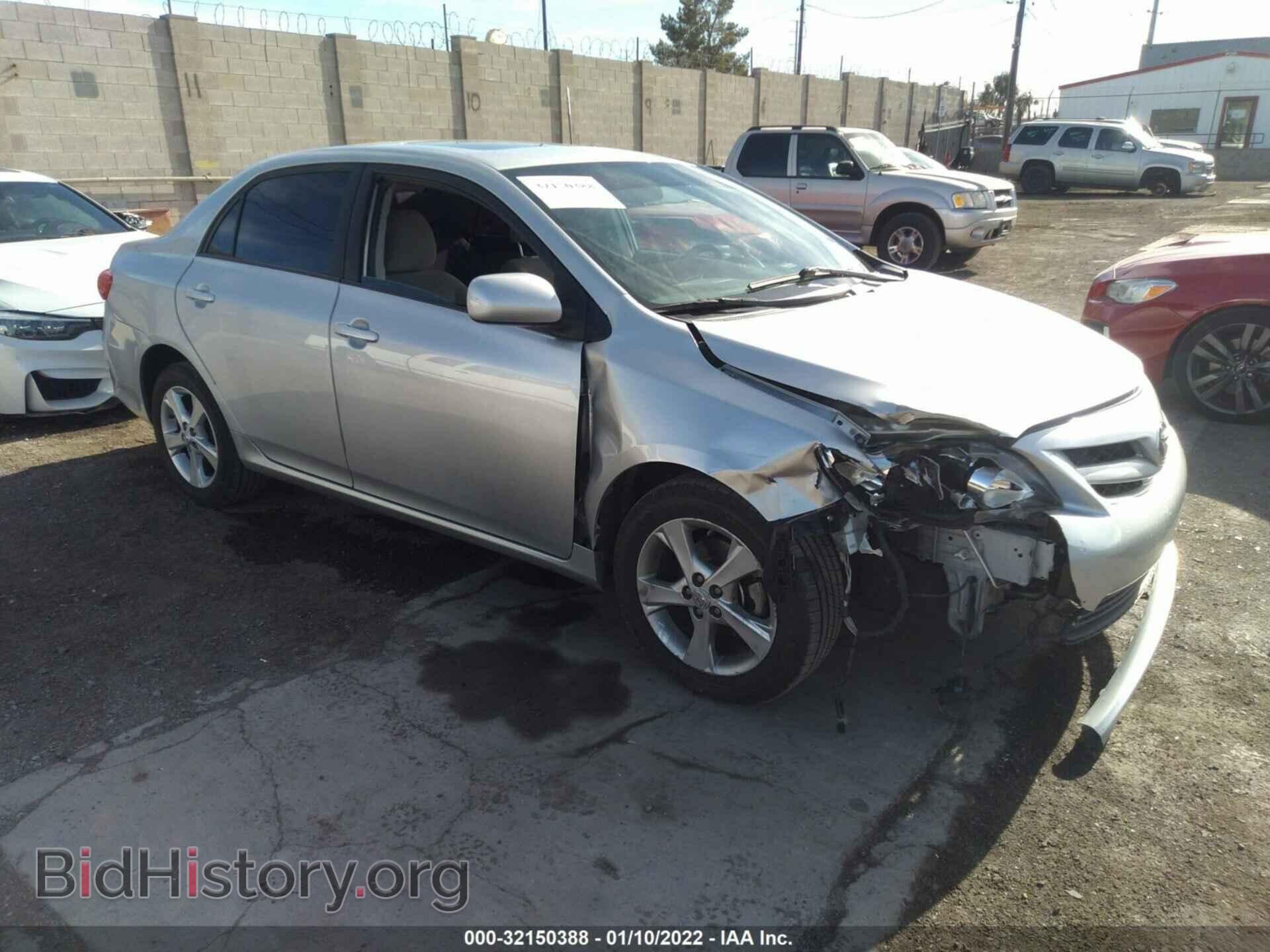 Photo 2T1BU4EE4BC711640 - TOYOTA COROLLA 2011