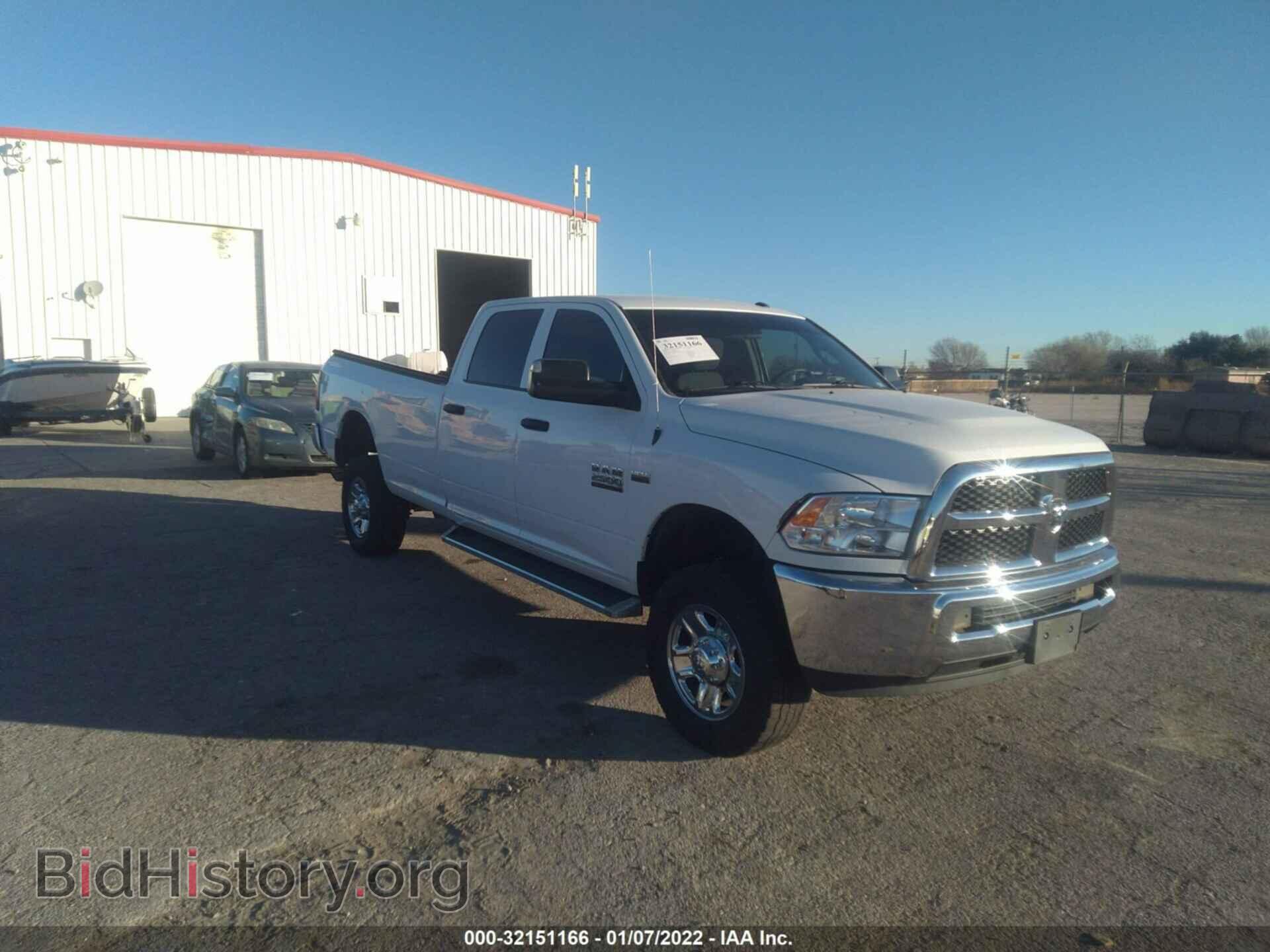 Photo 3C6UR5HJ2JG359324 - RAM 2500 2018