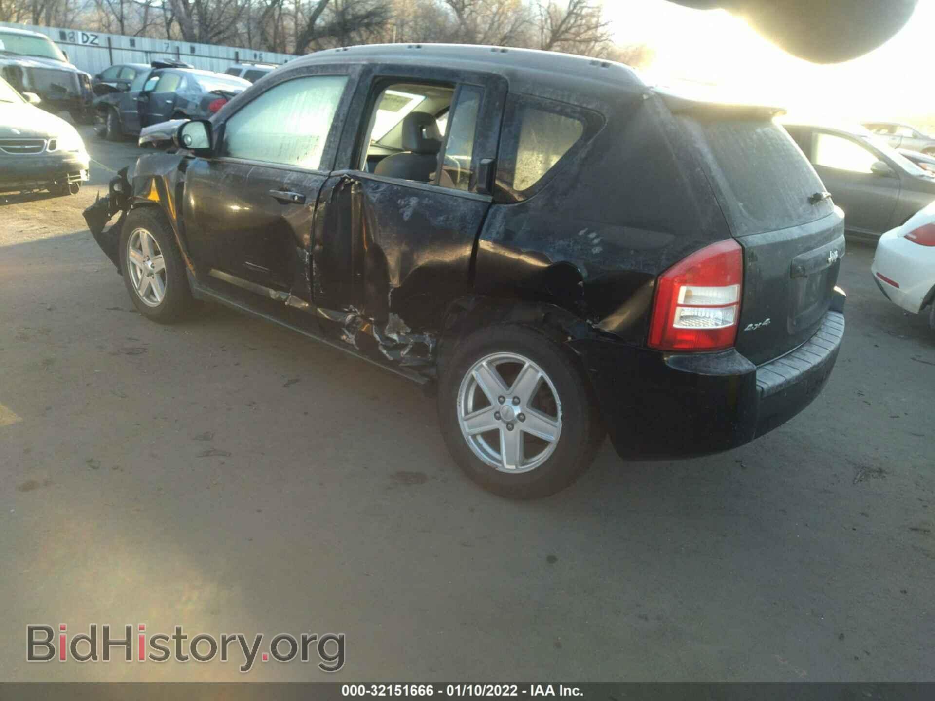 2007 JEEP COMPASS - VIN: 1J8FF47W87D264928 - Фото 3