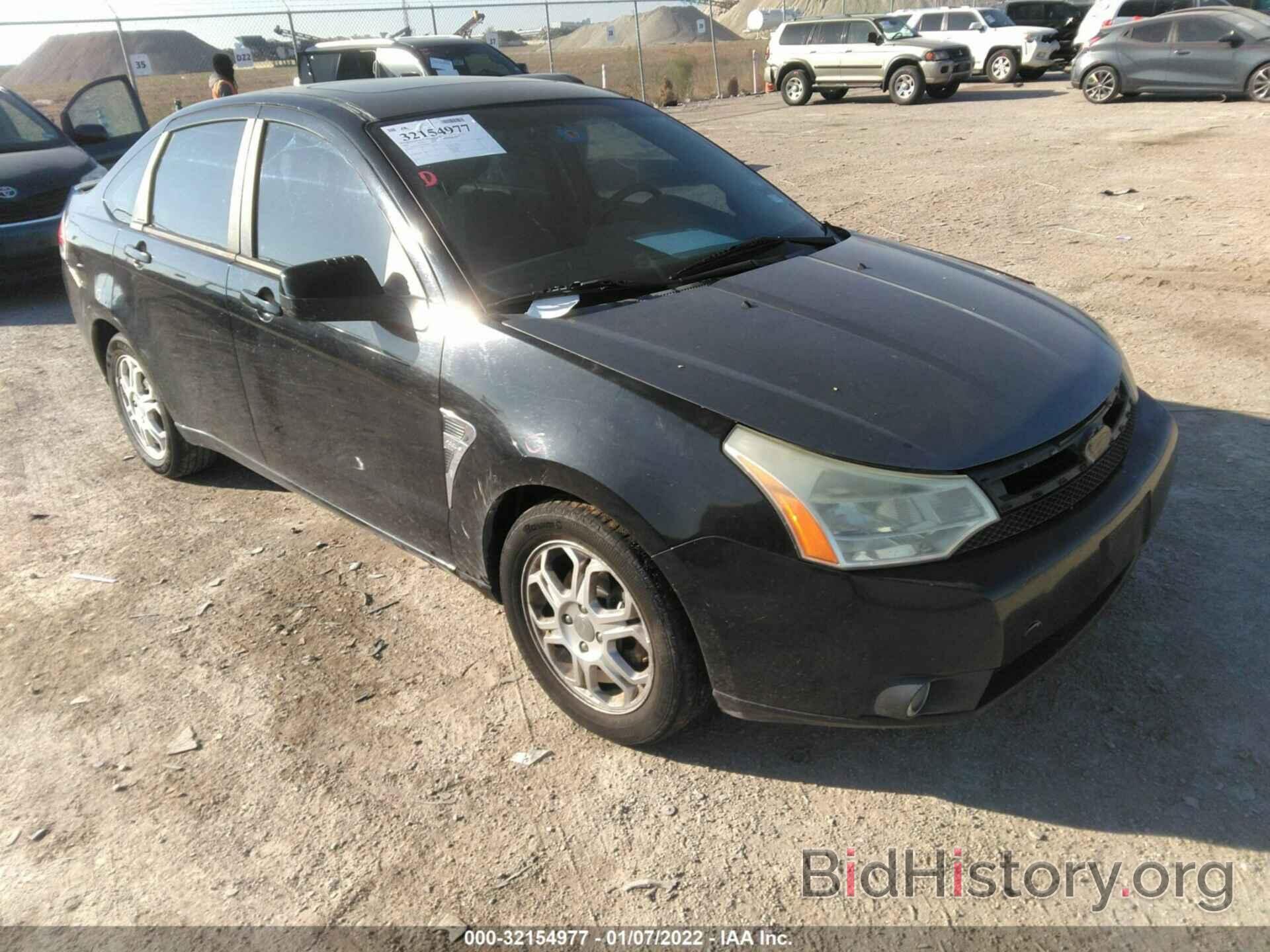 Photo 1FAHP35N78W285606 - FORD FOCUS 2008