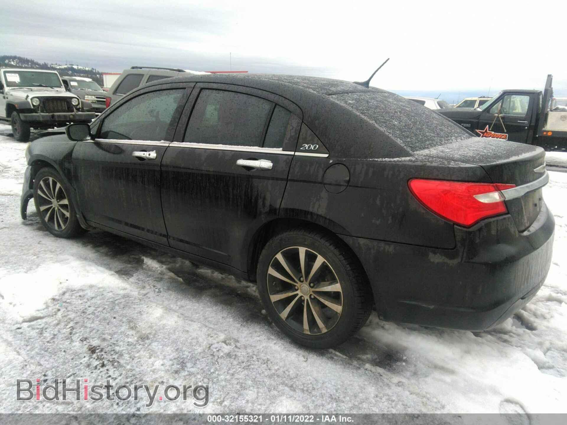 2013 CHRYSLER 200 - VIN: 1C3CCBCG8DN578305 - Фото 3