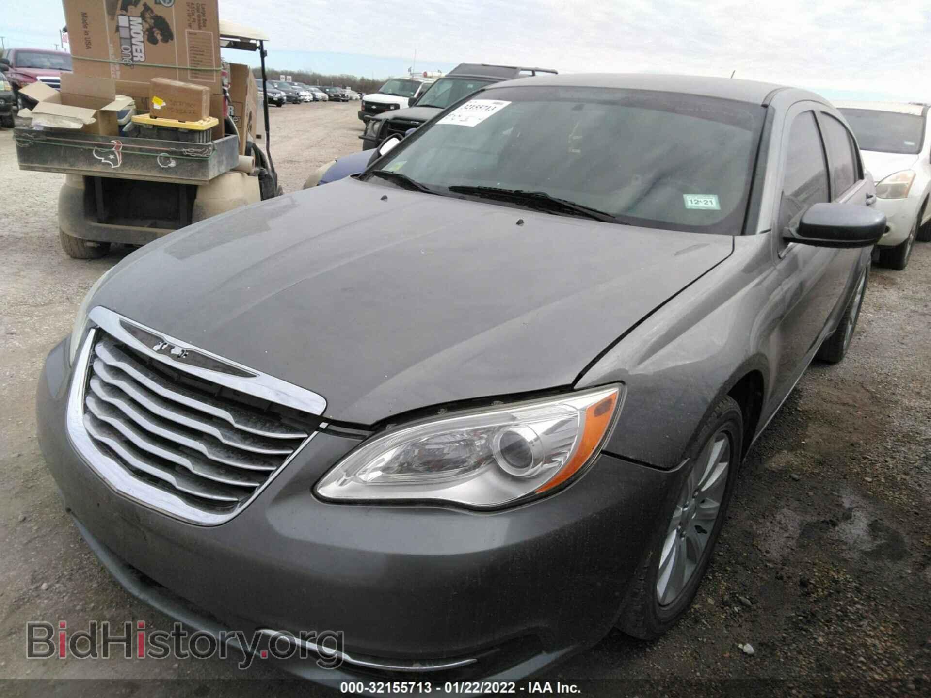 2013 CHRYSLER 200 - VIN: 1C3CCBBB4DN500934 - Фото 2