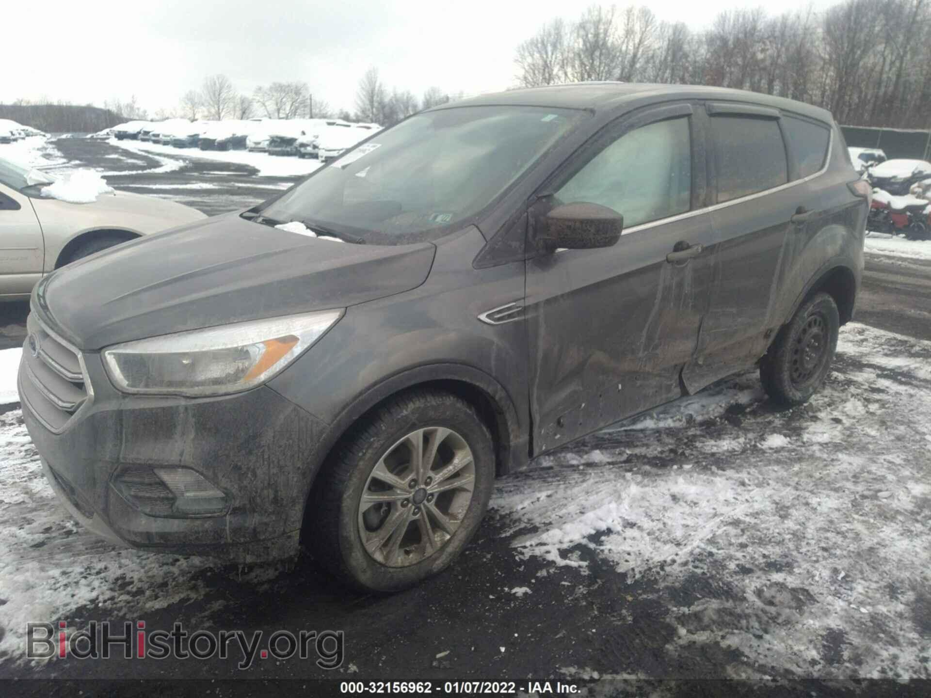 2017 FORD ESCAPE - VIN: 1FMCU9G92HUB95058 - Фото 2