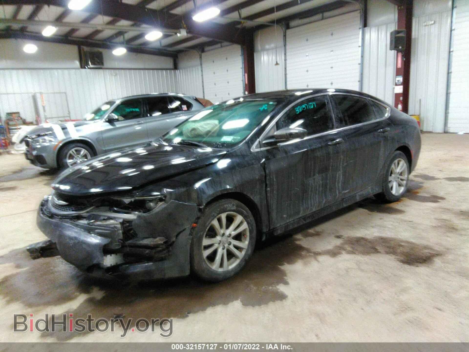 2015 CHRYSLER 200 - VIN: 1C3CCCAB5FN595675 - Фото 2