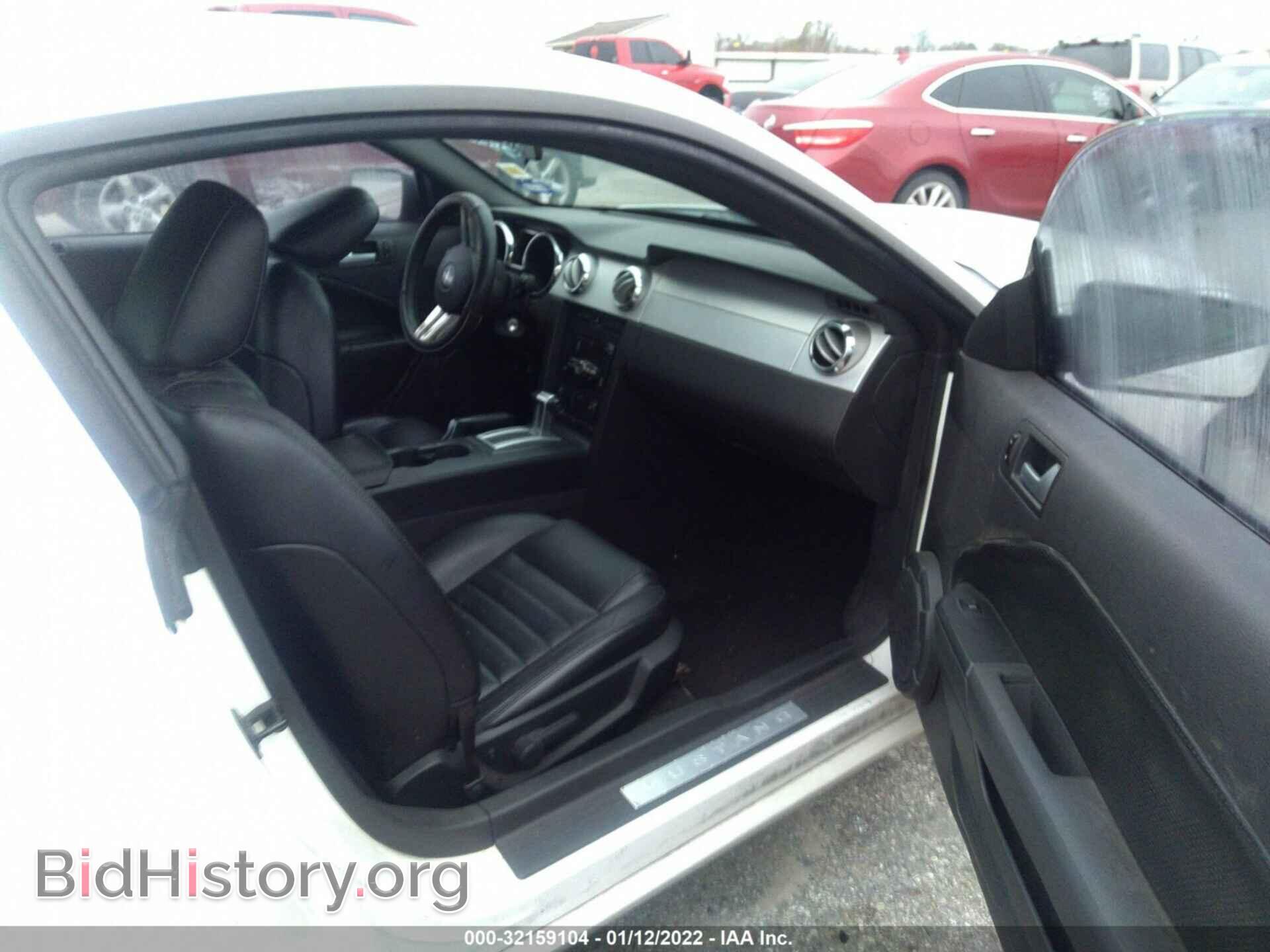 2006 FORD MUSTANG - VIN: 1ZVFT82H865252333 - Фото 5