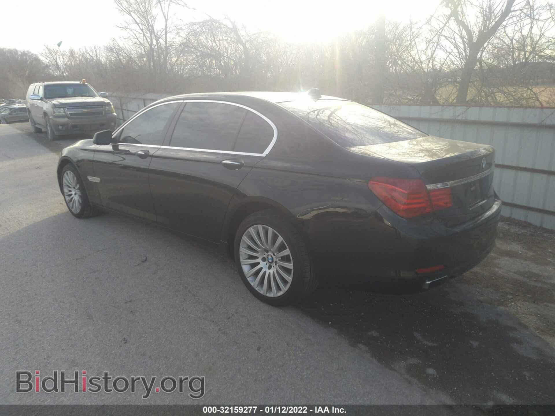 2012 BMW 7 SERIES - VIN: WBAKC8C57CC437726 - Фото 3
