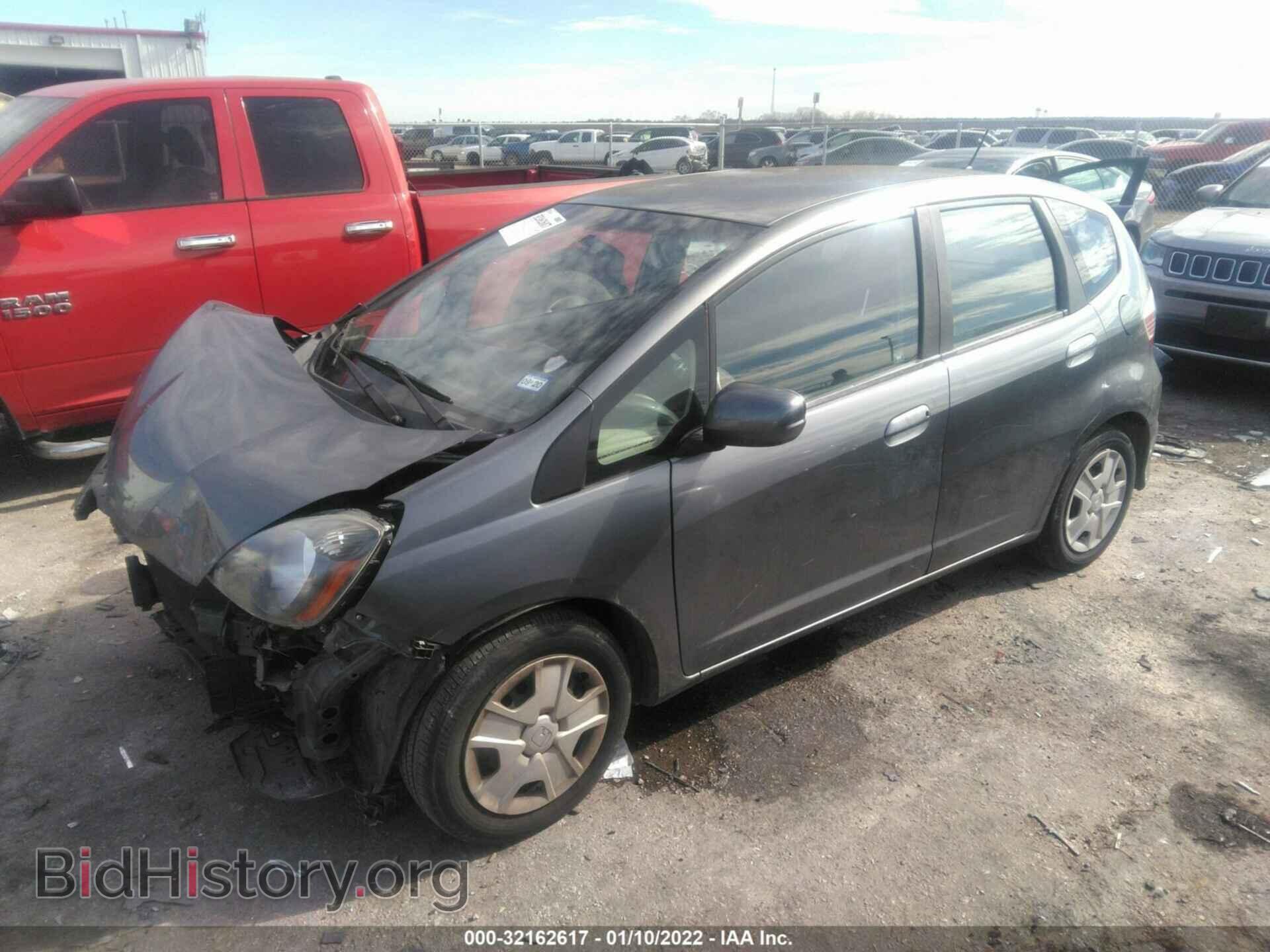 2013 HONDA FIT - VIN: JHMGE8H37DC081921 - Фото 2
