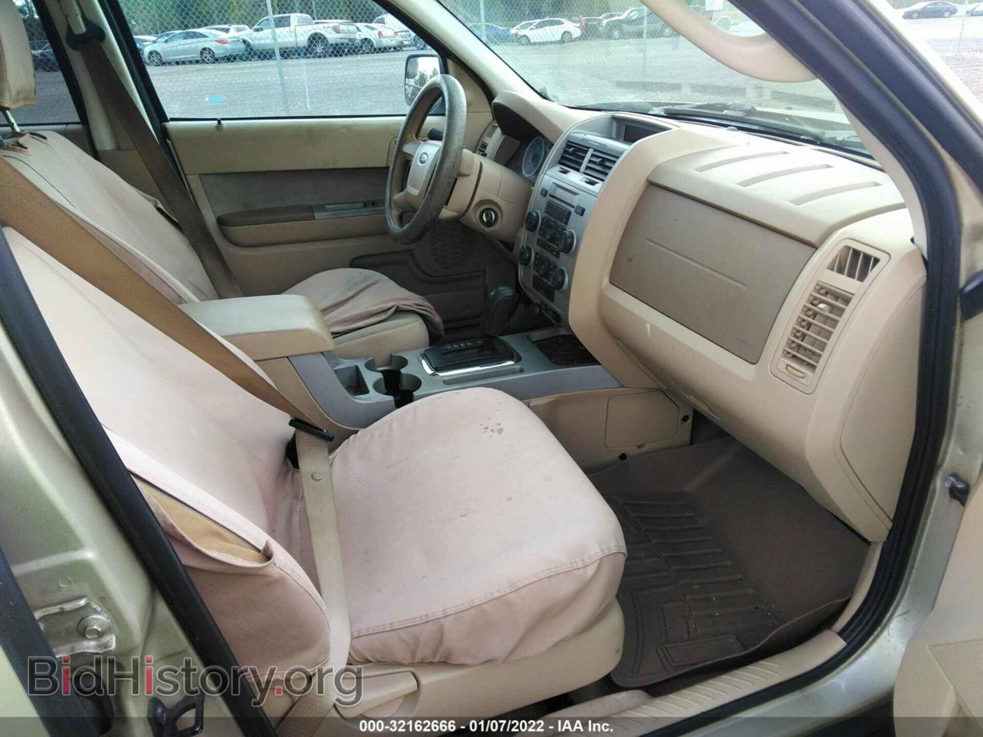 2010 FORD ESCAPE - VIN: 1FMCU0DG7AKD37467 - Фото 5