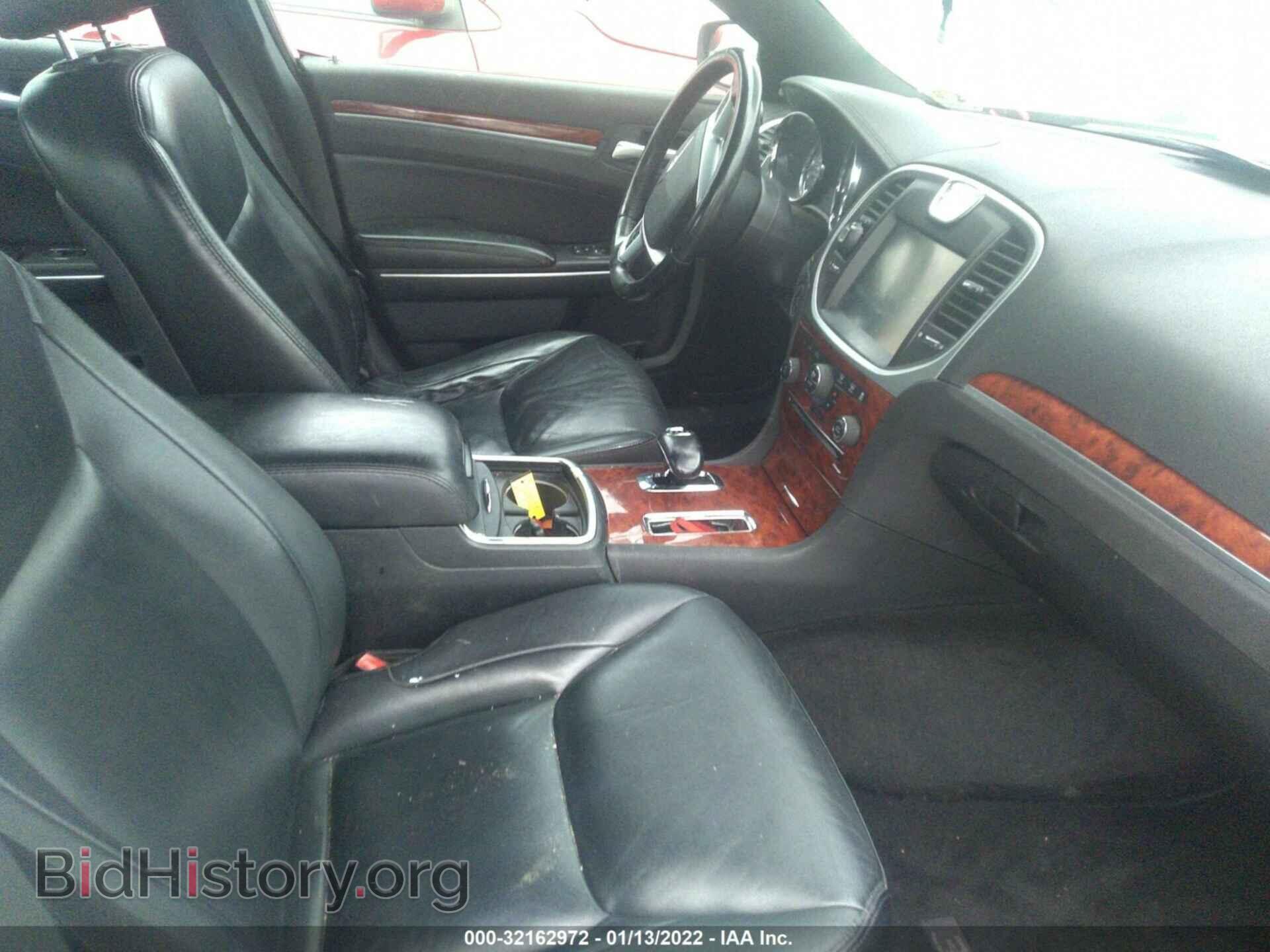 2012 CHRYSLER 300 - VIN: 2C3CCACG6CH223909 - Фото 5