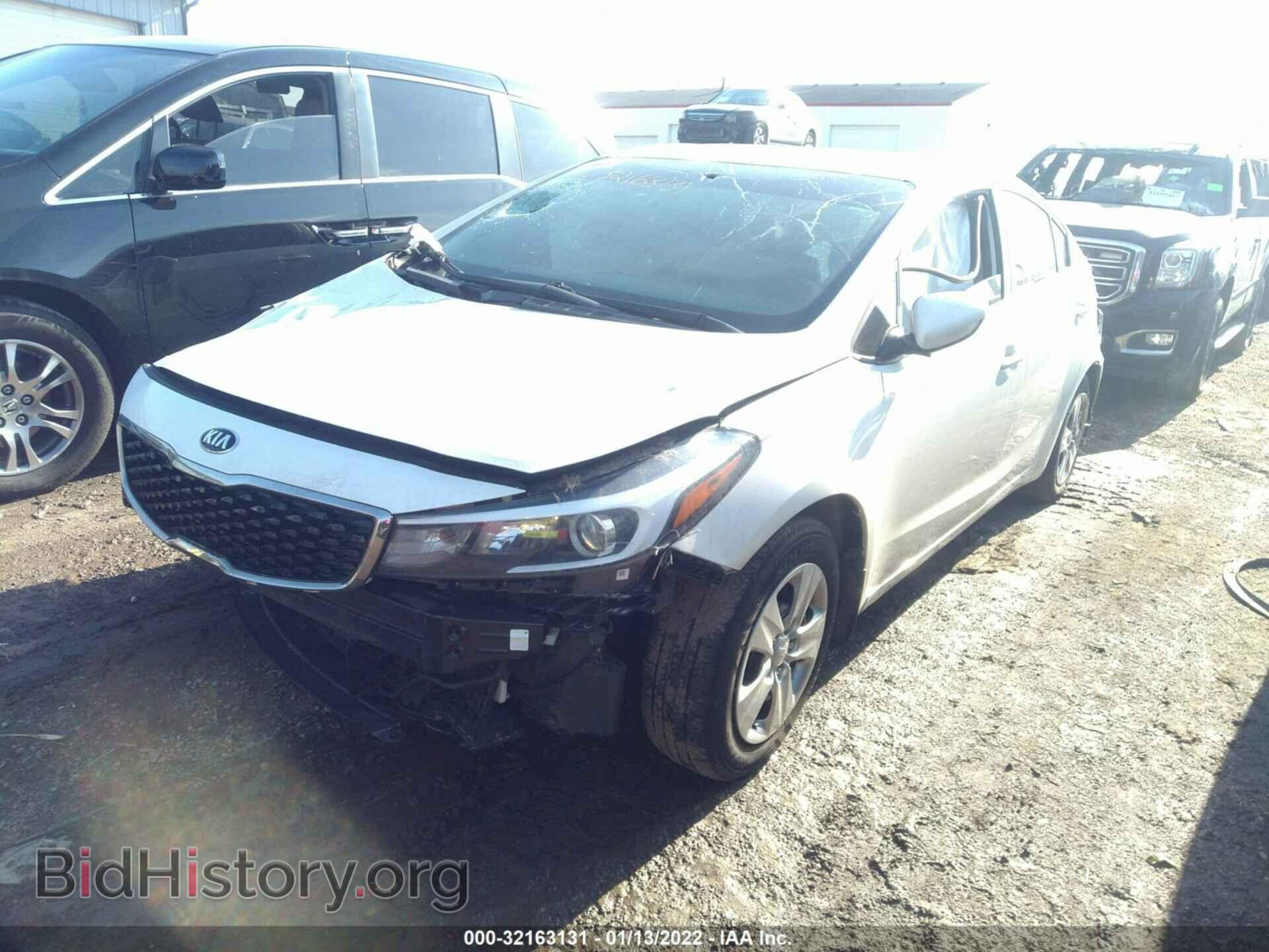 2017 KIA FORTE - VIN: 3KPFK4A78HE083767 - Фото 2