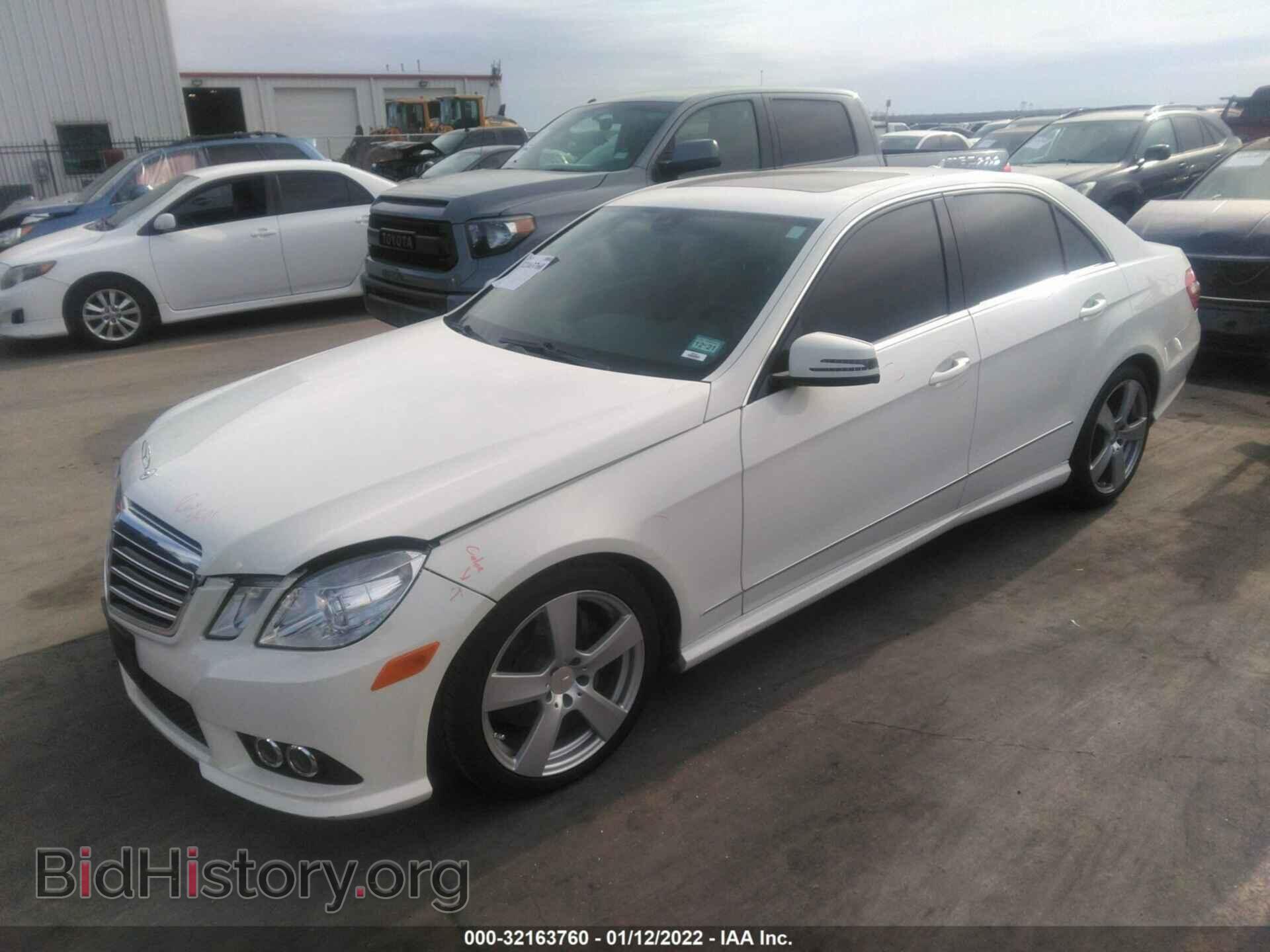 2010 MERCEDES-BENZ E-CLASS - VIN: WDDHF5GBXAA210211 - Фото 2