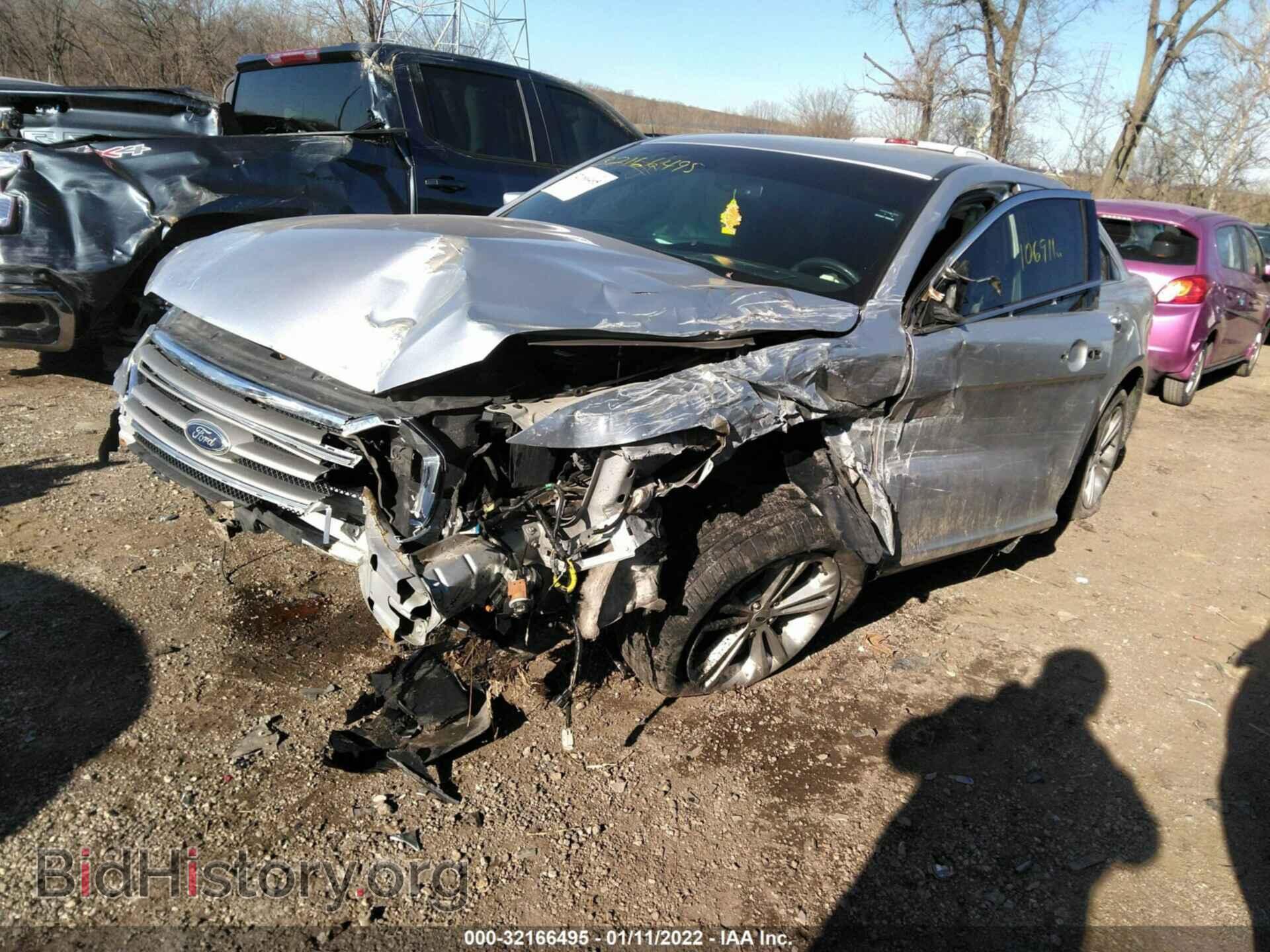 2013 FORD TAURUS - VIN: 1FAHP2E80DG209654 - Фото 2