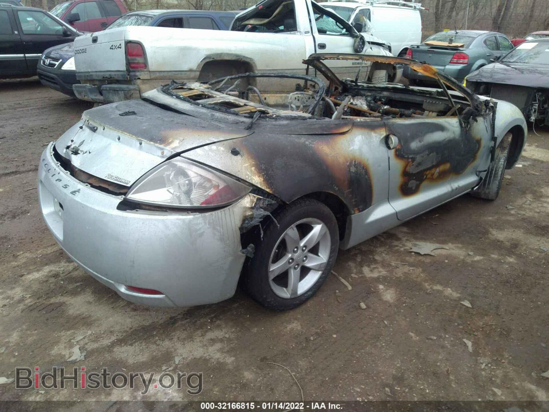 2008 MITSUBISHI ECLIPSE - VIN: 4A3AL25F98E004824 - Photo 4