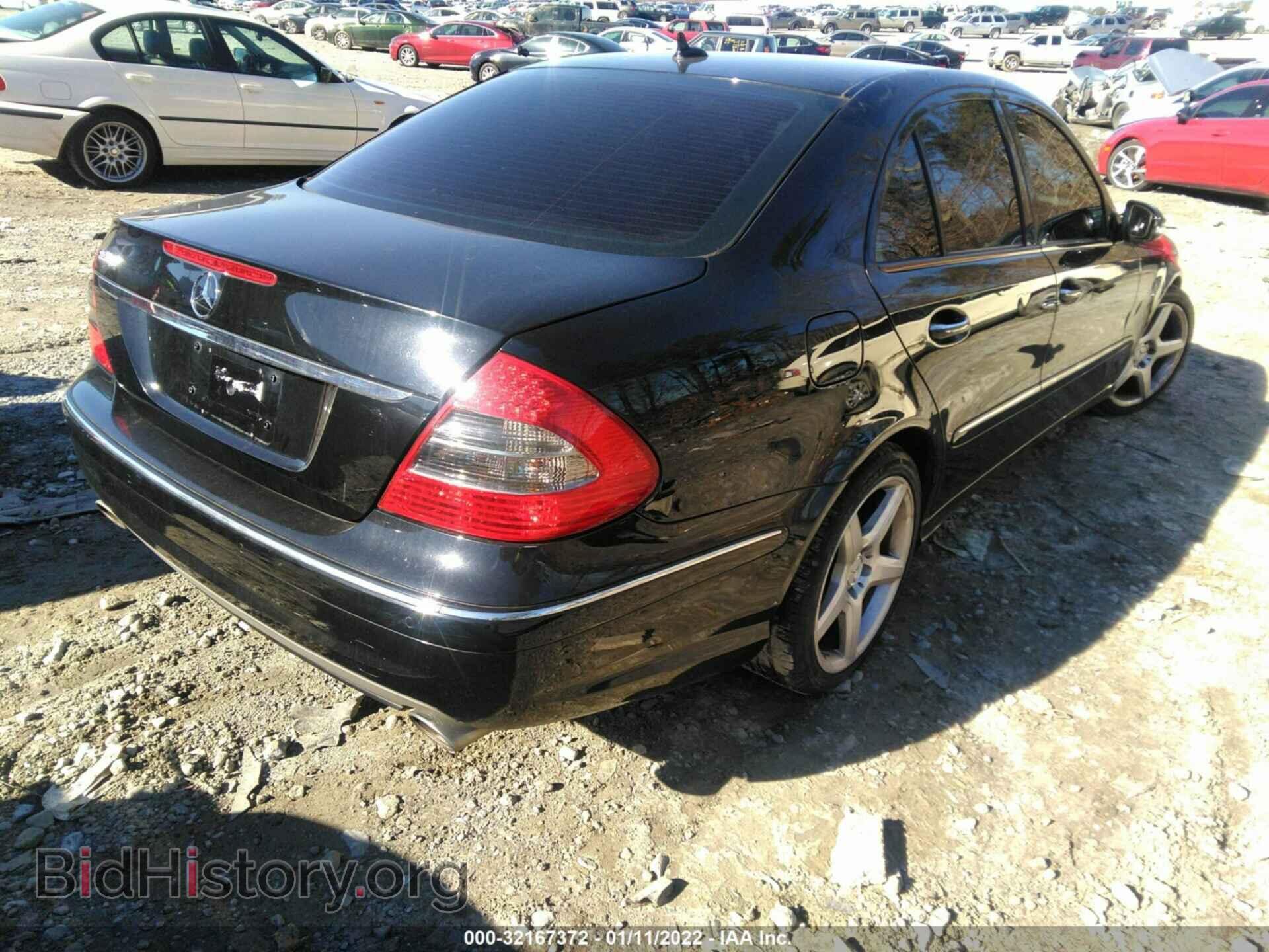 2009 MERCEDES-BENZ E-CLASS - VIN: WDBUF56X69B423957 - Фото 4