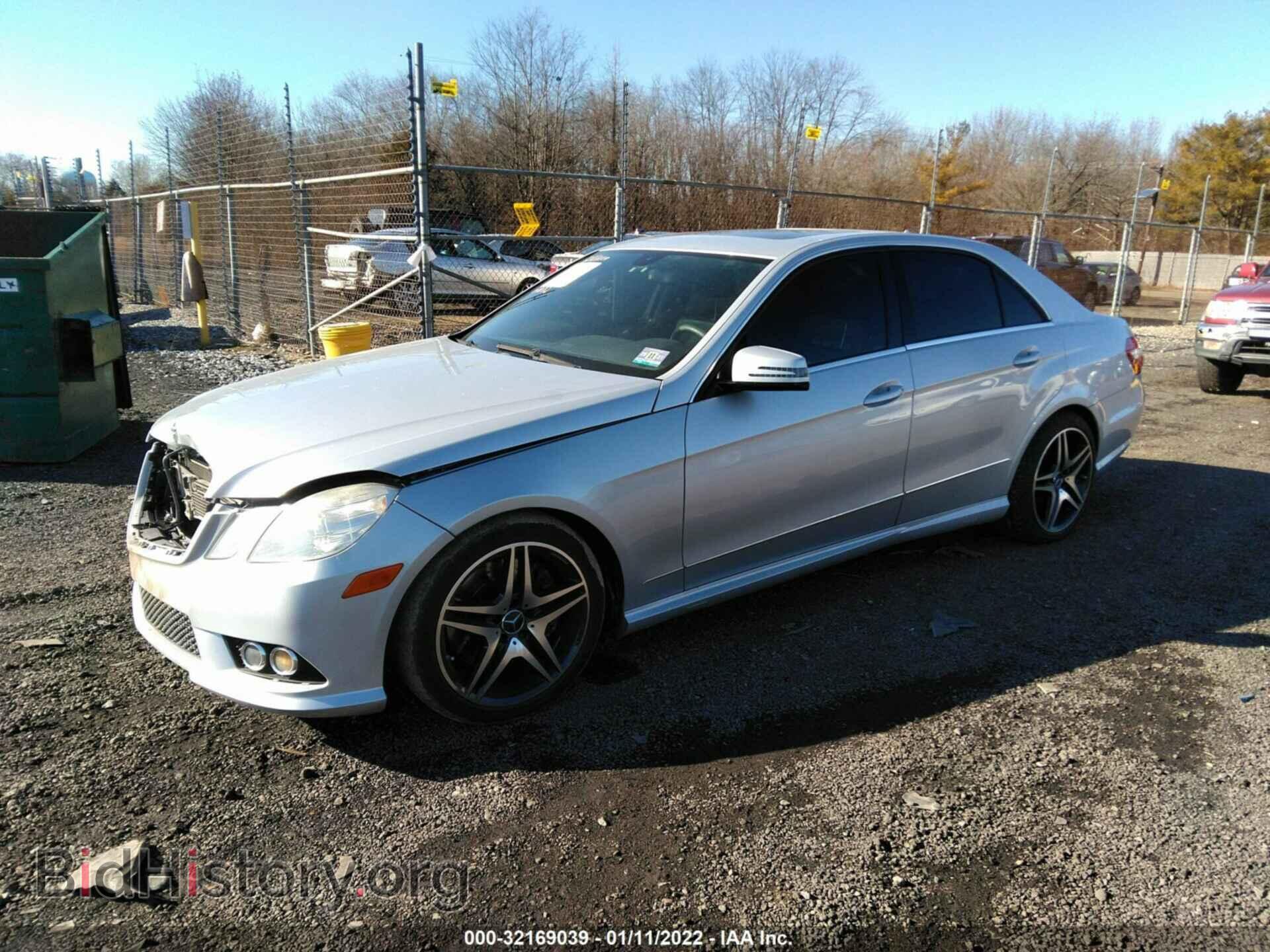 2010 MERCEDES-BENZ E-CLASS - VIN: WDDHF7CB2AA049161 - Фото 2