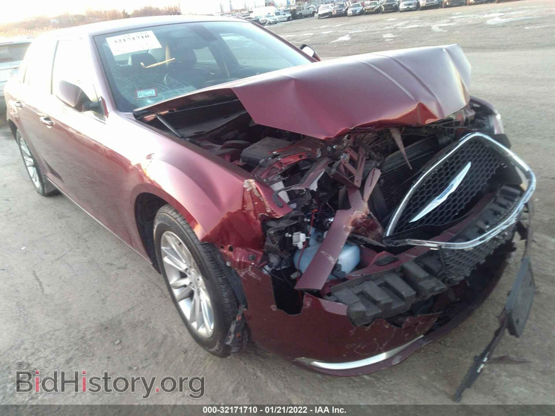 2018 CHRYSLER 300 - VIN: 2C3CCAAG8JH137677 - Фото 6