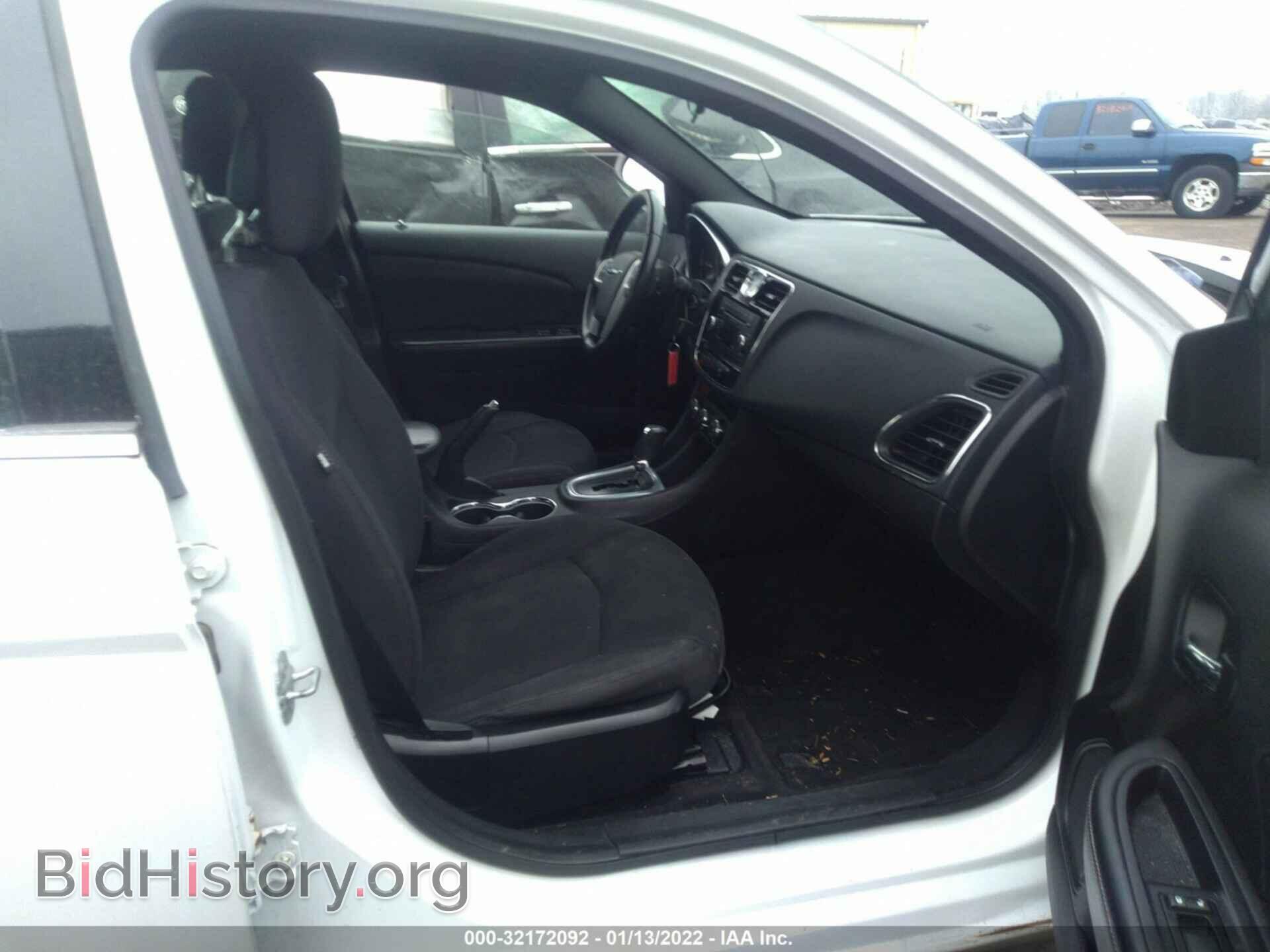 2013 CHRYSLER 200 - VIN: 1C3CCBBB5DN627725 - Photo 5