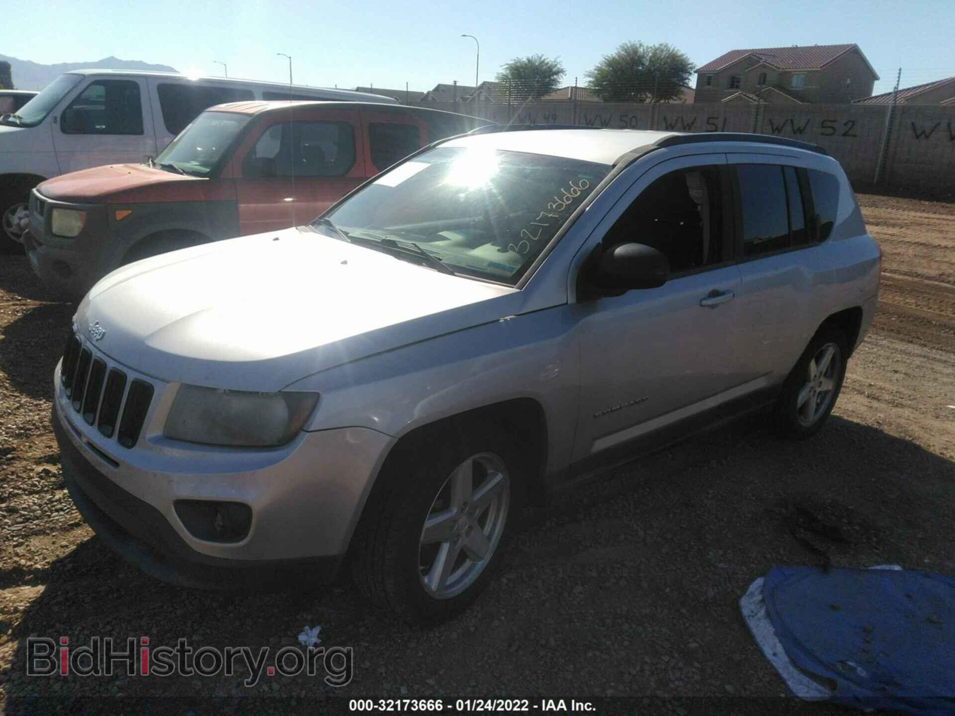 2013 JEEP COMPASS - VIN: 1C4NJCEA3DD167716 - Фото 2