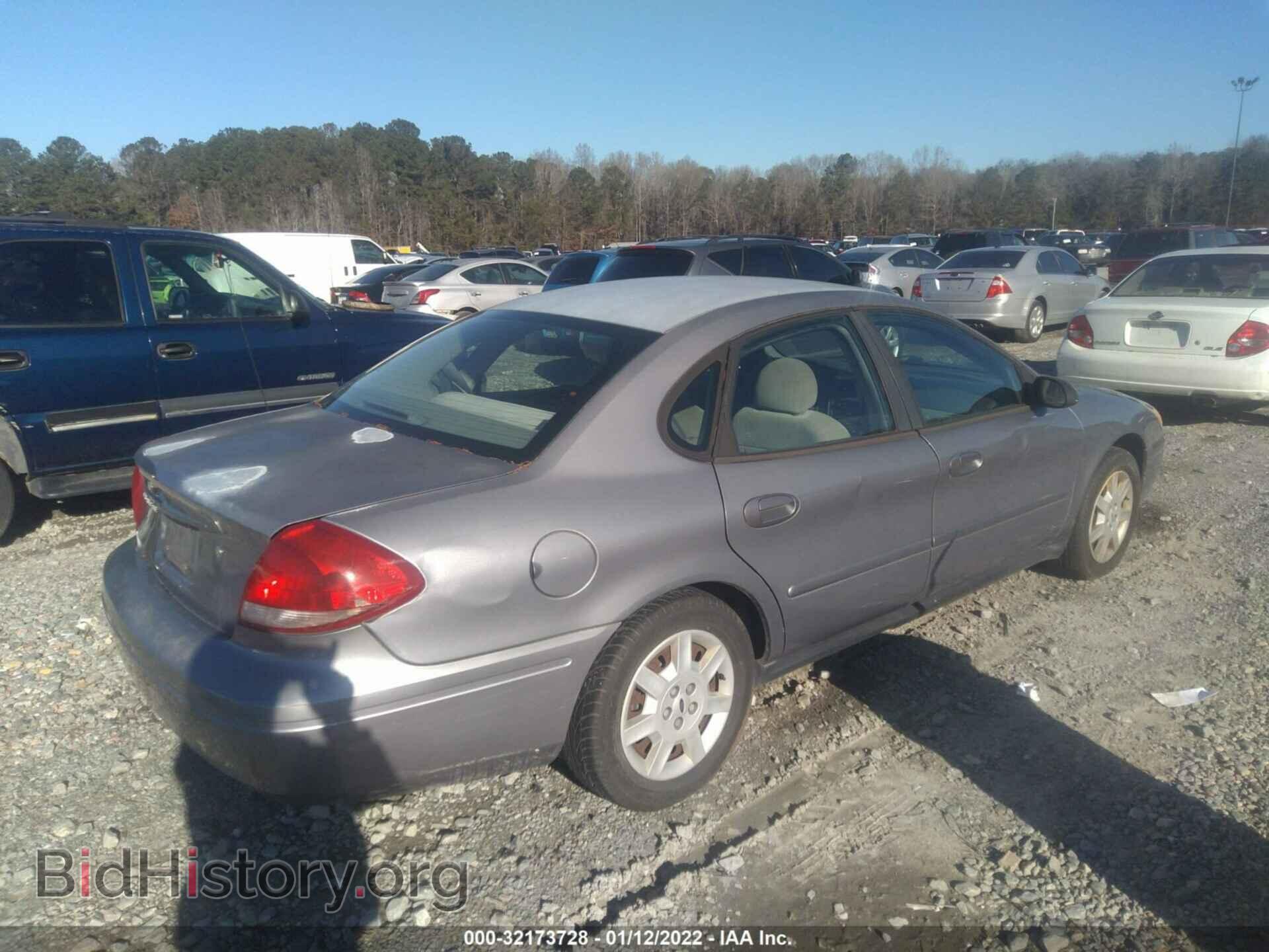 2007 FORD TAURUS - VIN: 1FAFP53U47A214811 - Фото 4