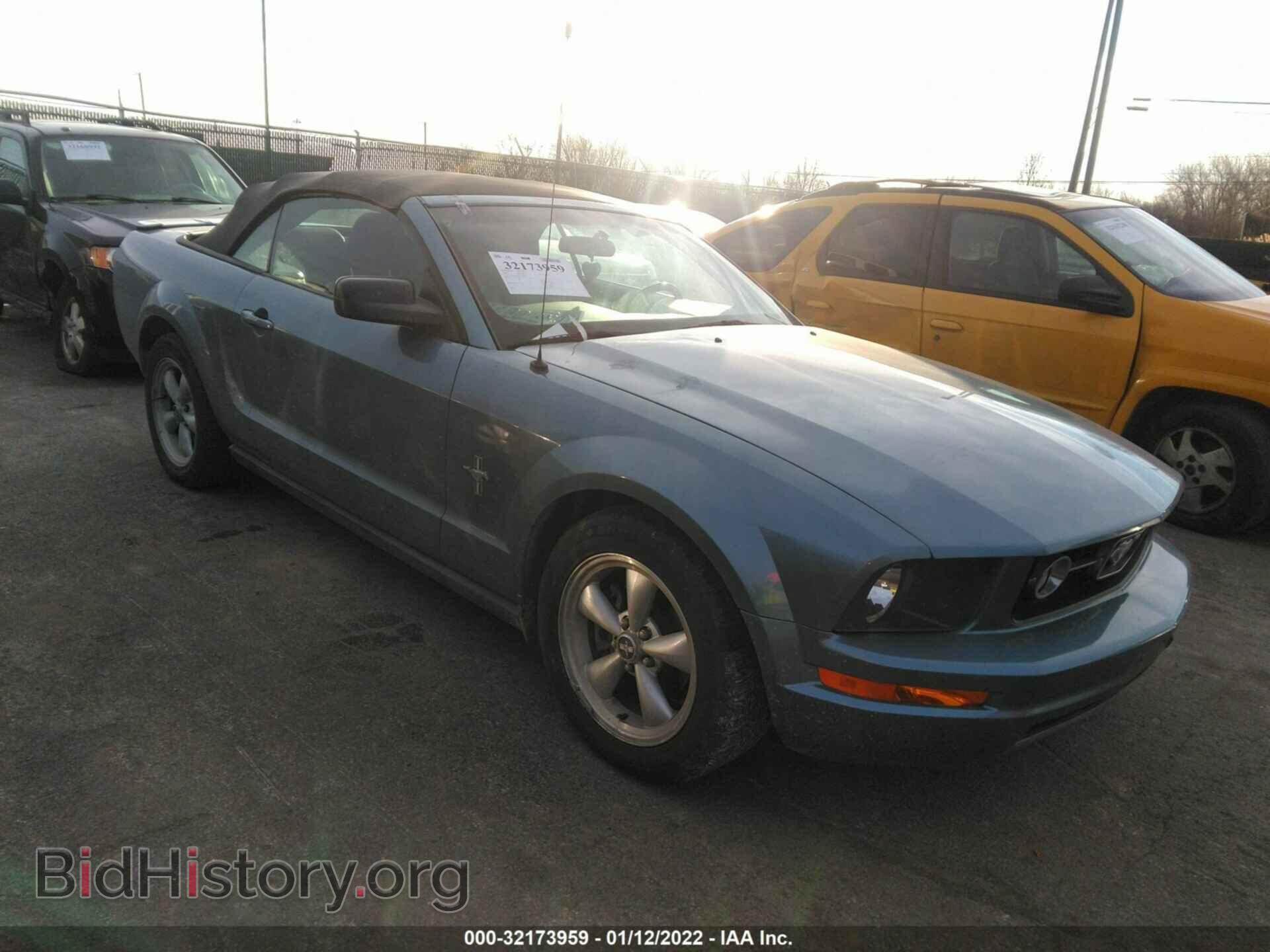 Photo 1ZVFT84N875200625 - FORD MUSTANG 2007