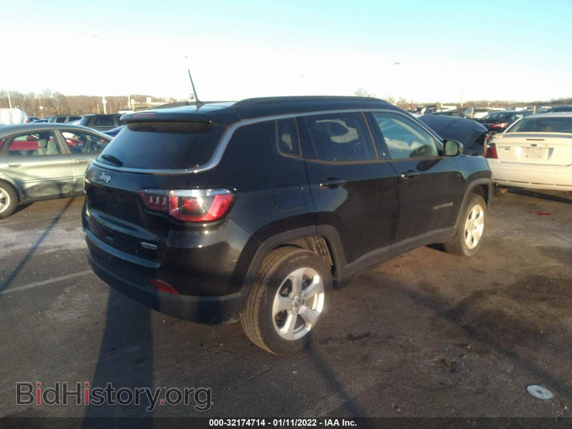 2018 JEEP COMPASS - VIN: 3C4NJDBB1JT366806 - Фото 4