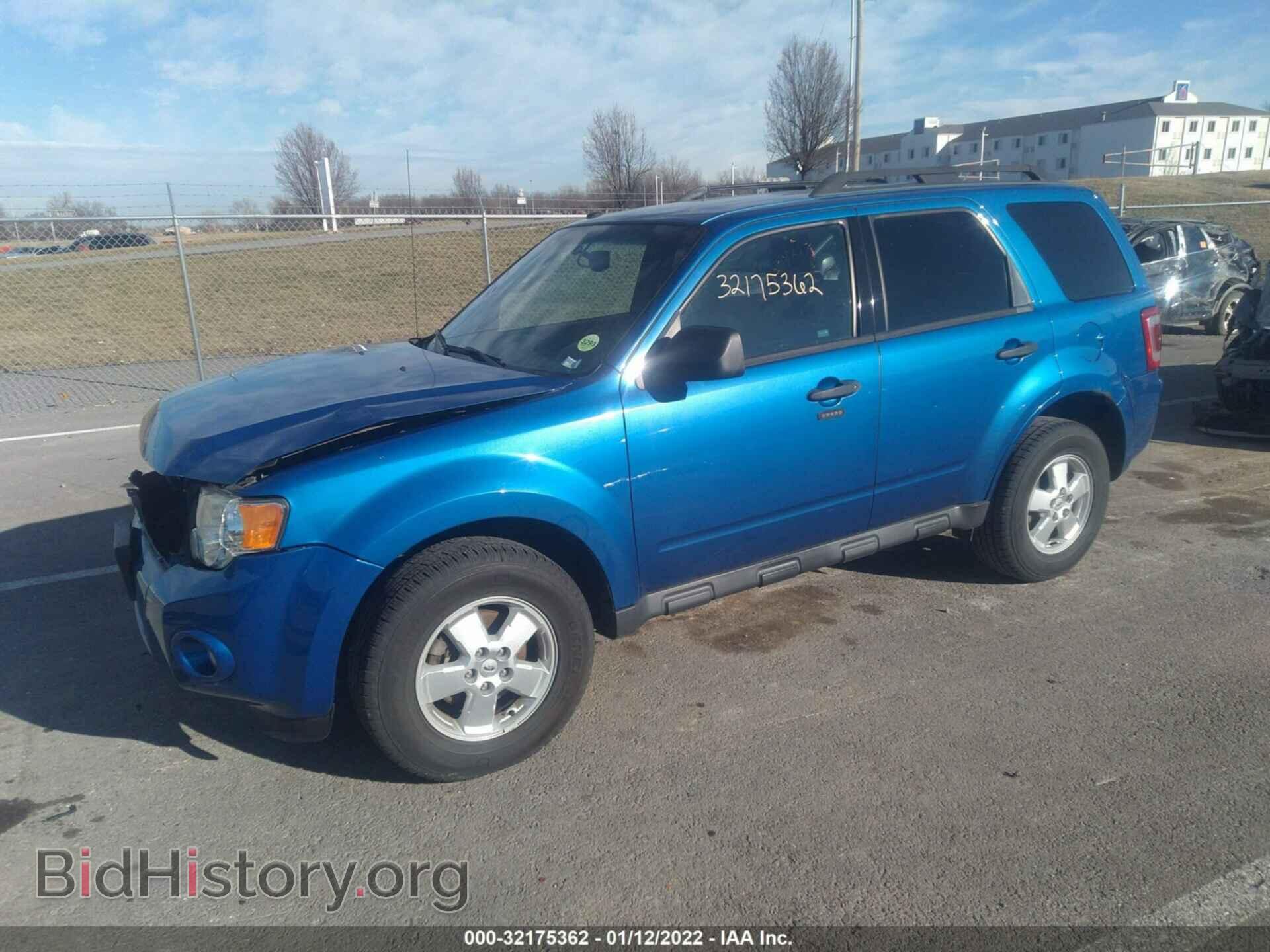 2012 FORD ESCAPE - VIN: 1FMCU0D70CKC82041 - Фото 2