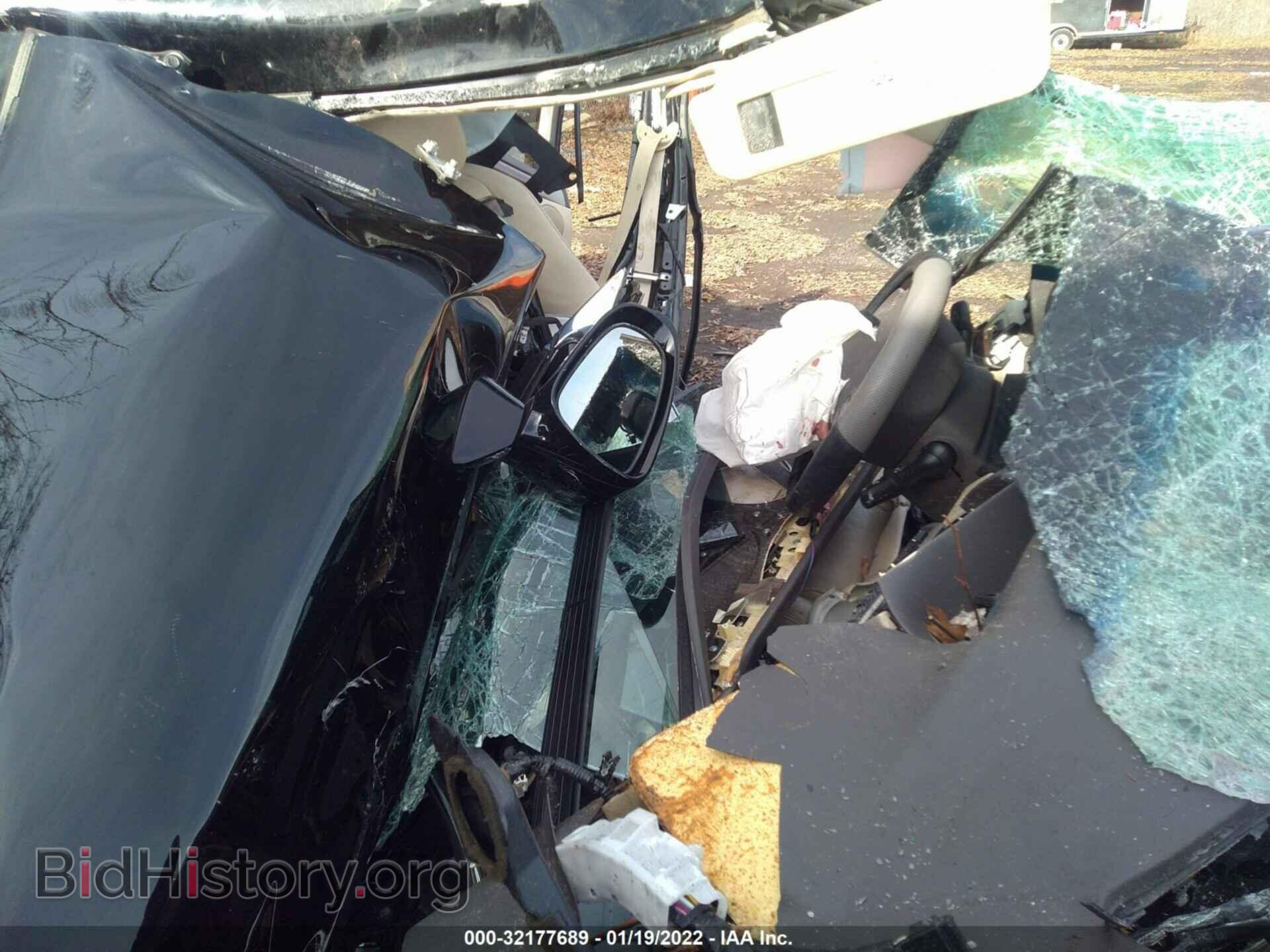 2013 LEXUS LS 460 - VIN: JTHCL5EF1D5016021 - Photo 5