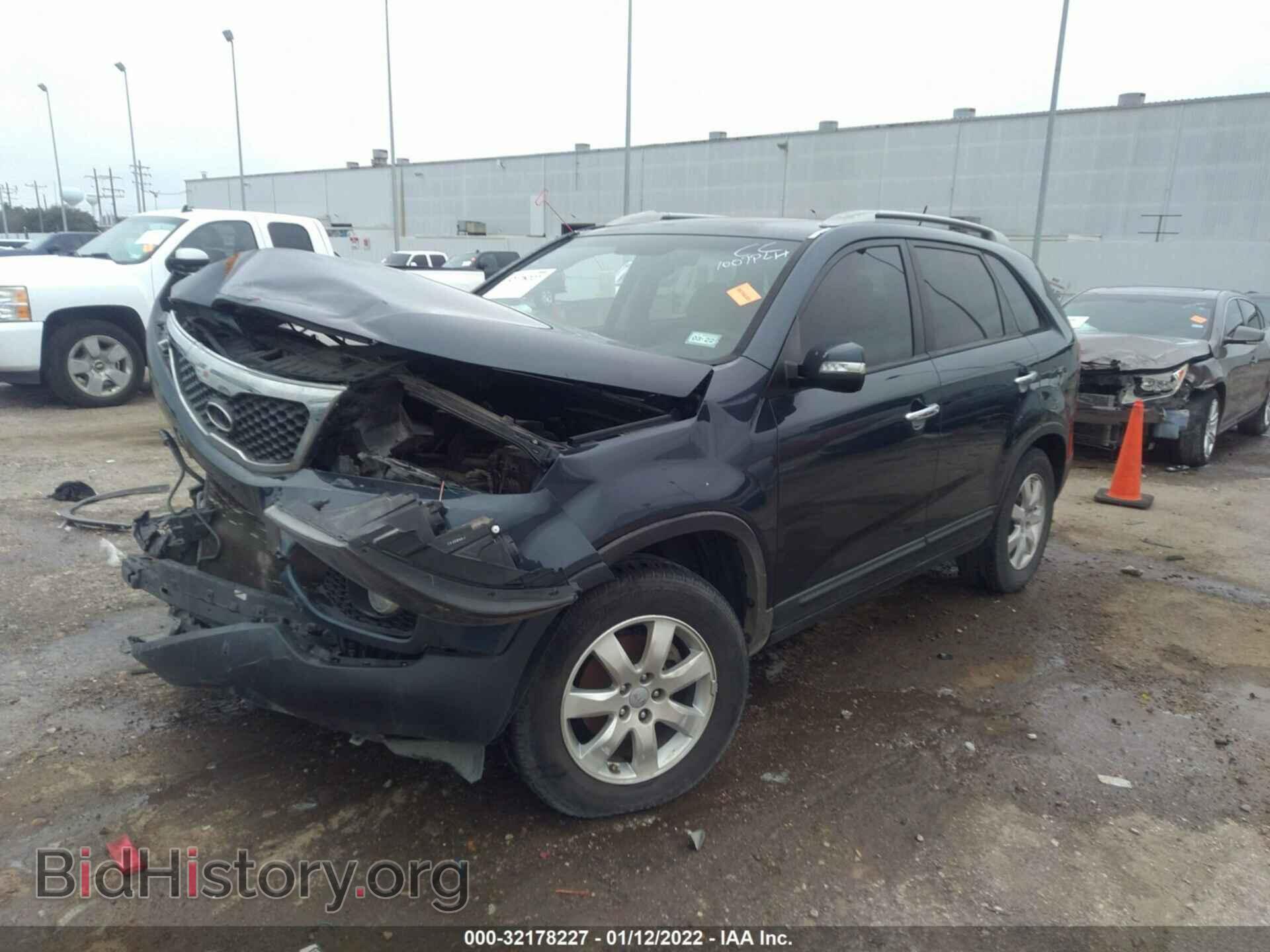 2012 KIA SORENTO - VIN: 5XYKT4A29CG218556 - Фото 2