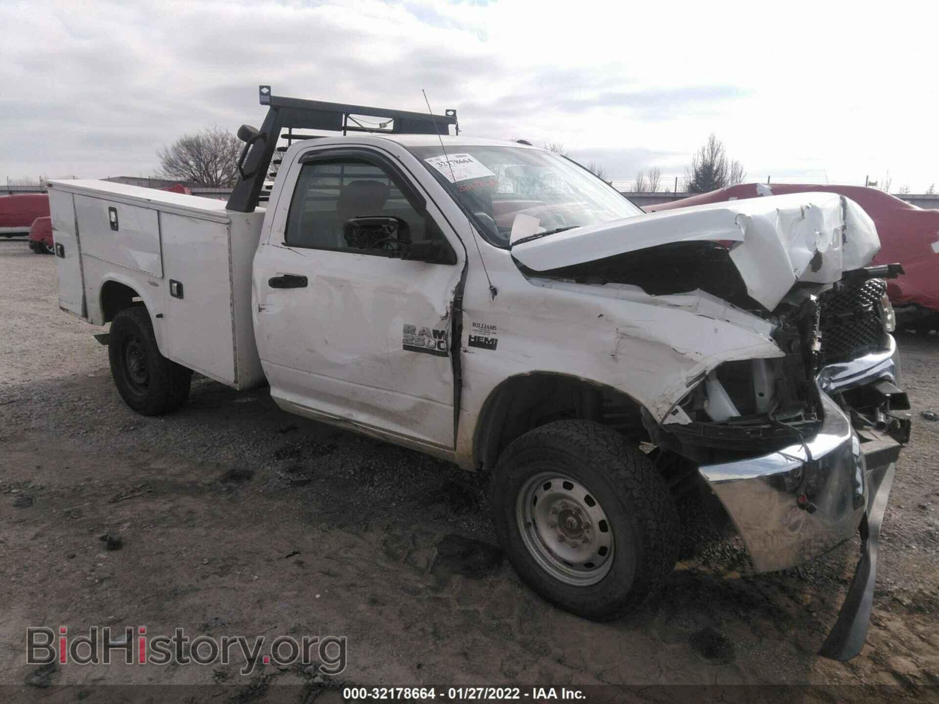 Photo 3C6MR5AJ4JG285852 - RAM 2500 2018
