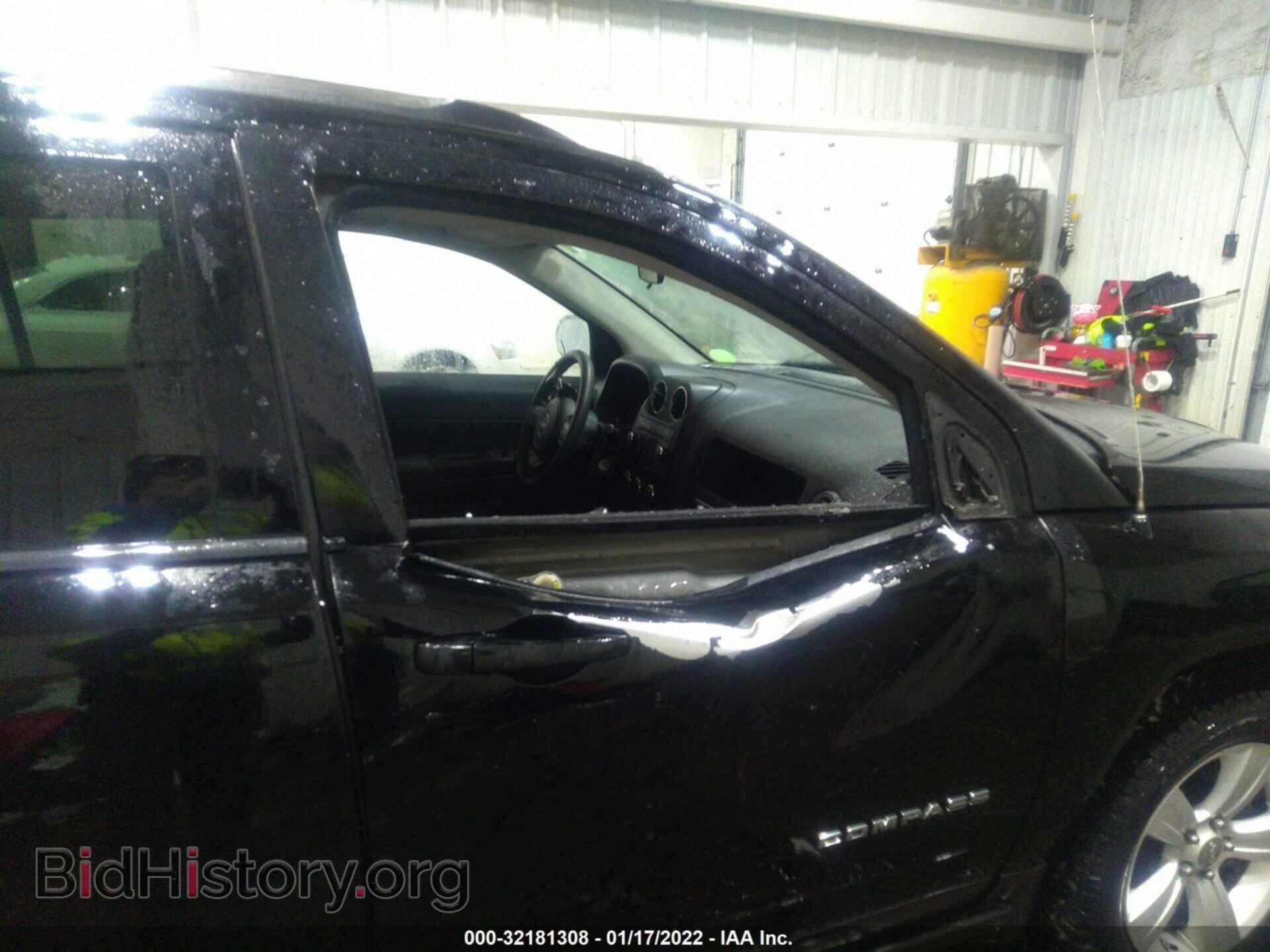 2012 JEEP COMPASS - VIN: 1C4NJDBB8CD604661 - Фото 6