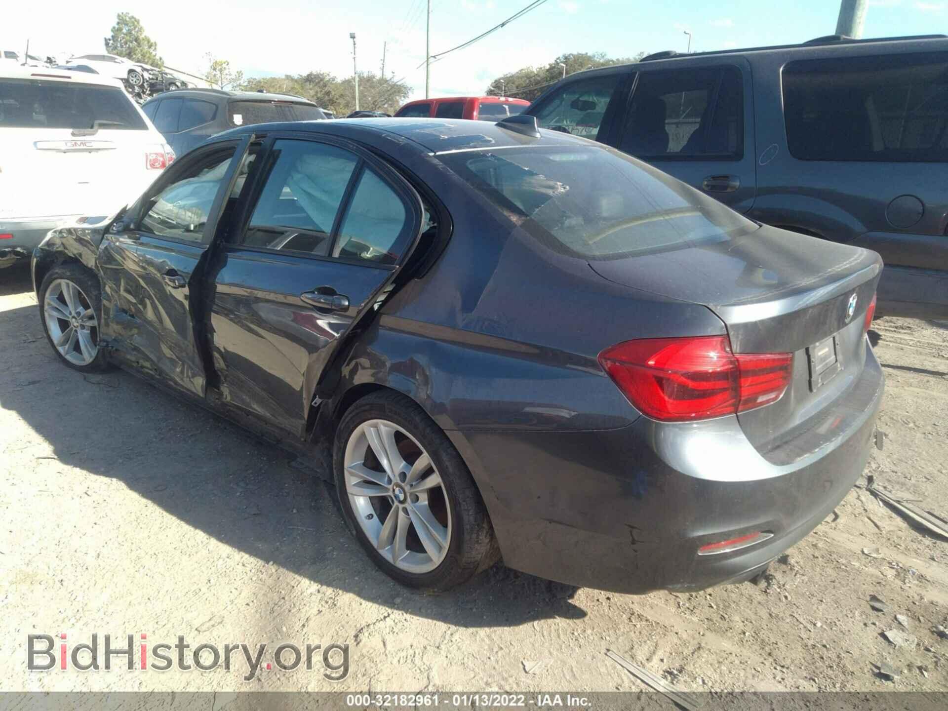 2016 BMW 3 SERIES - VIN: WBA8E1G52GNU10143 - Фото 3