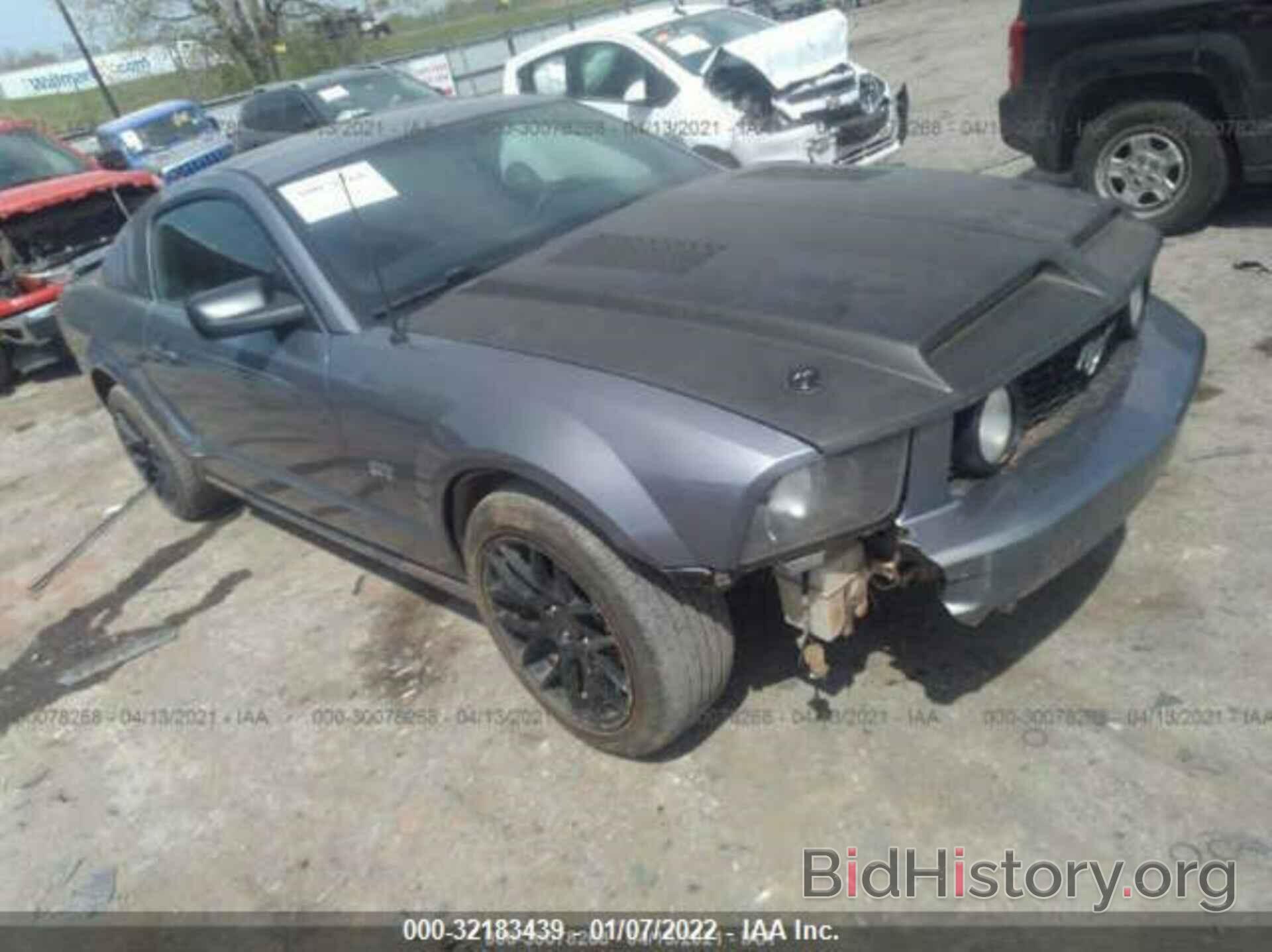 Photo 1ZVHT82H065218279 - FORD MUSTANG 2006