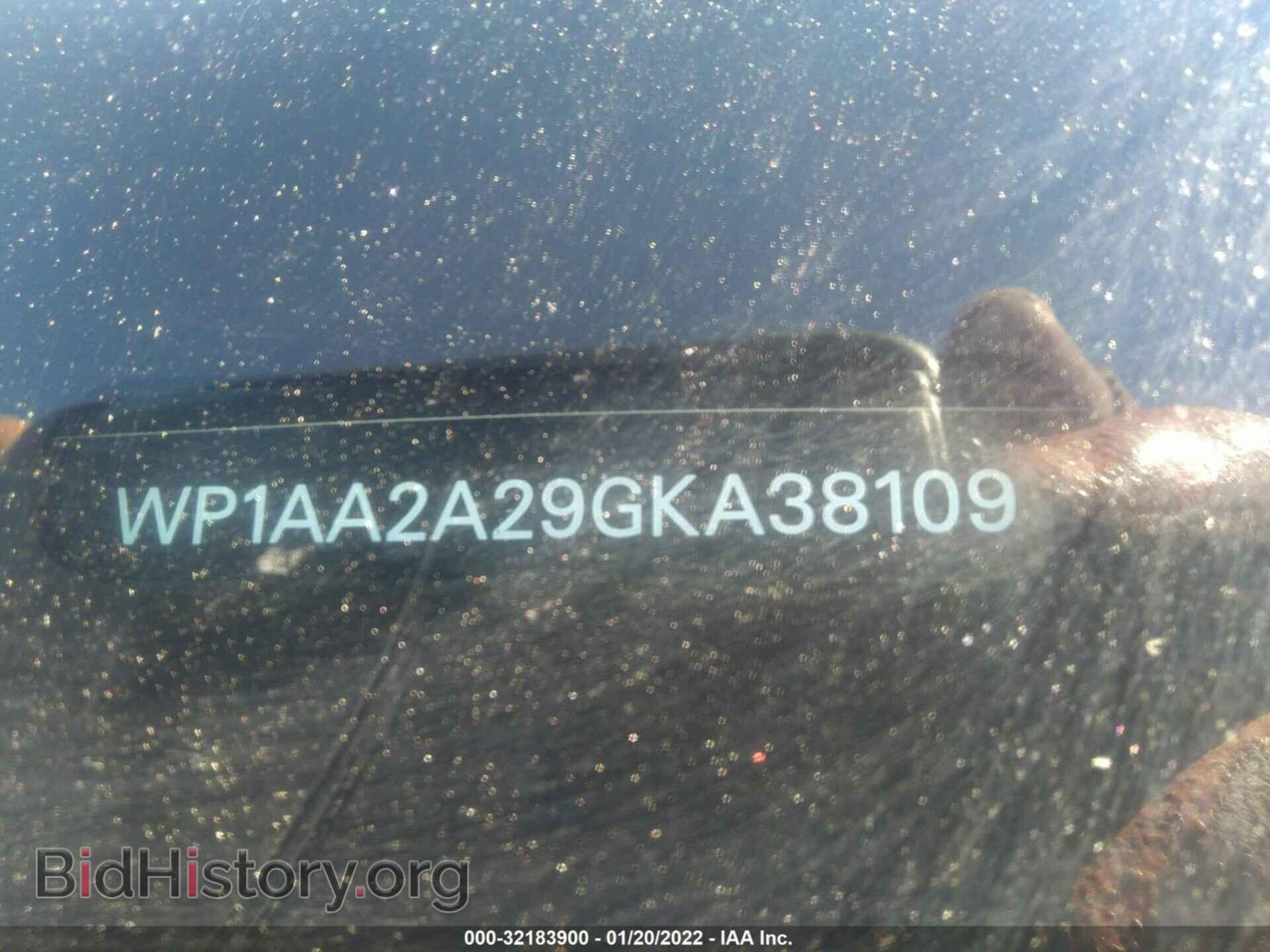 2016 PORSCHE CAYENNE - VIN: WP1AA2A29GKA38109 - Фото 9