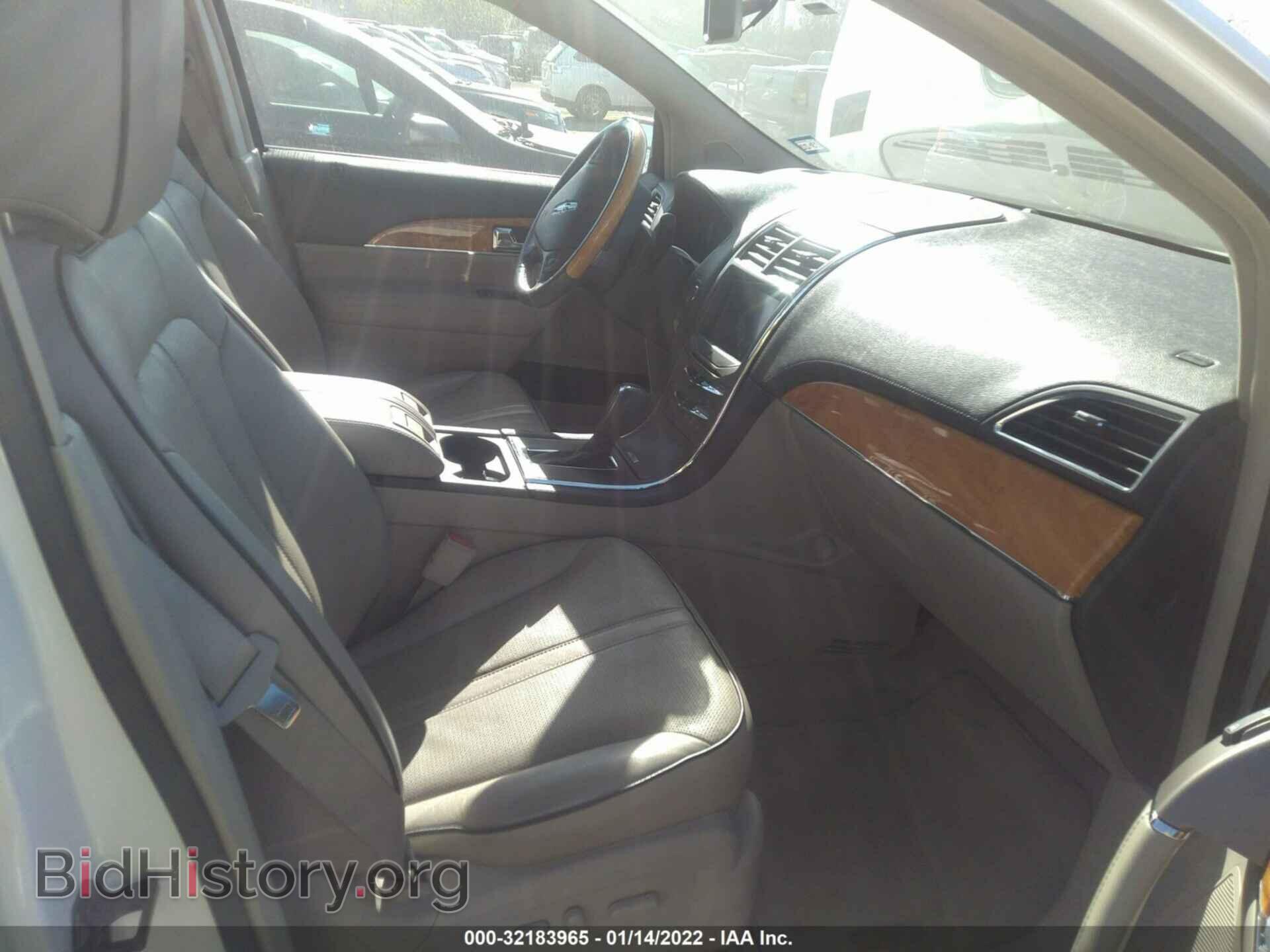 2011 LINCOLN MKX - VIN: 2LMDJ6JK1BBJ19923 - Фото 5