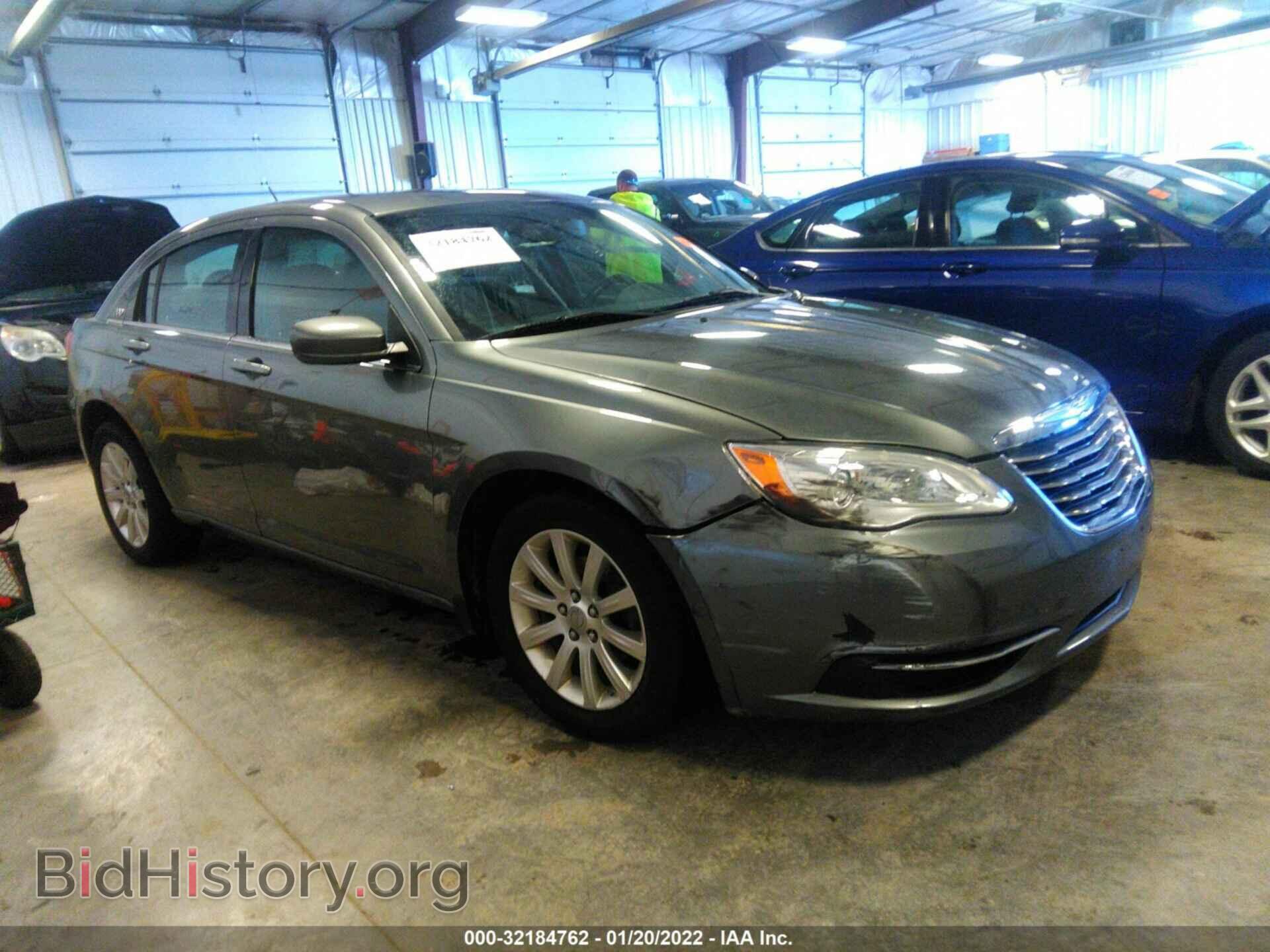 Photo 1C3CCBBB8CN288943 - CHRYSLER 200 2012