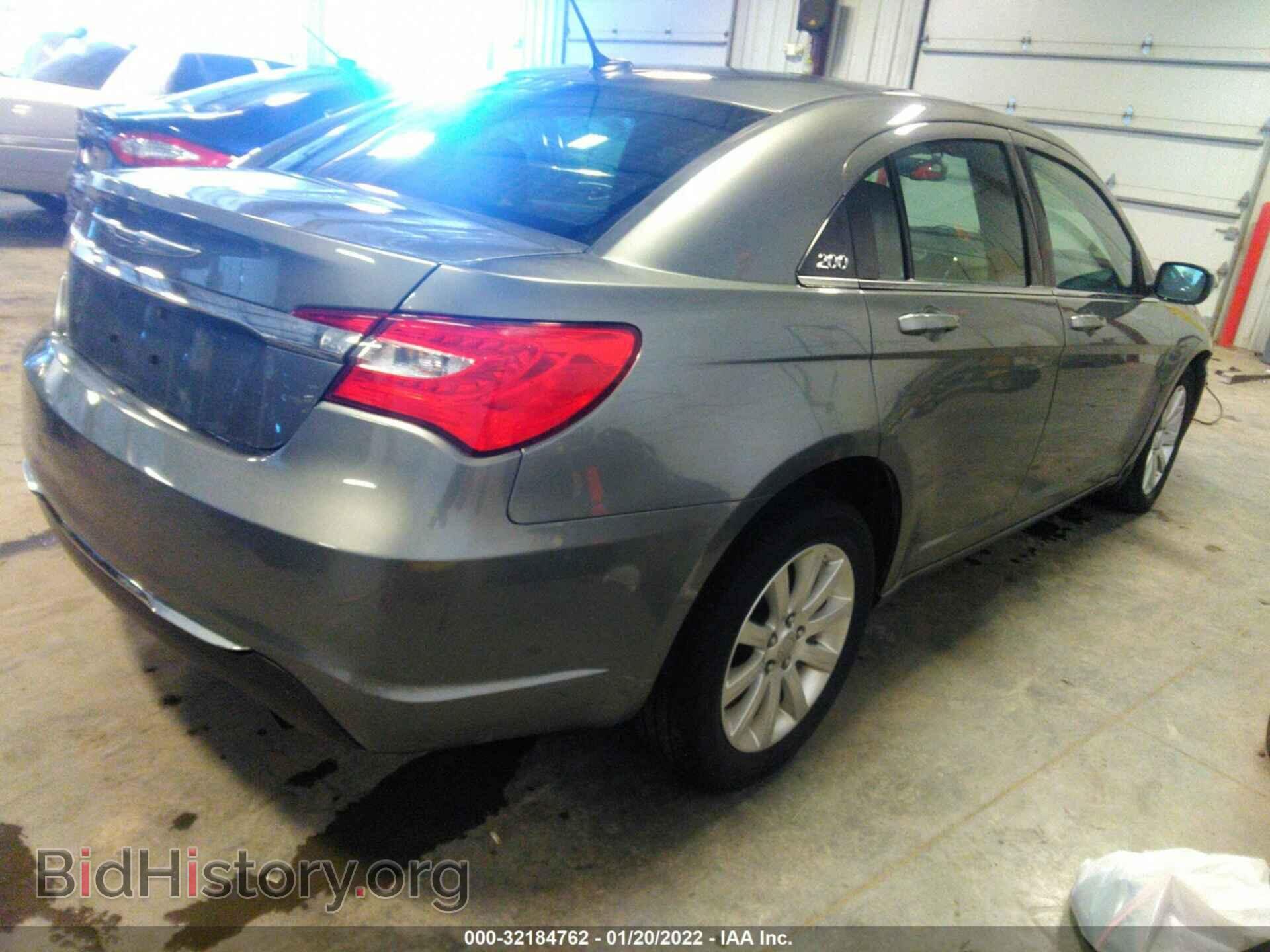 2012 CHRYSLER 200 - VIN: 1C3CCBBB8CN288943 - Фото 4