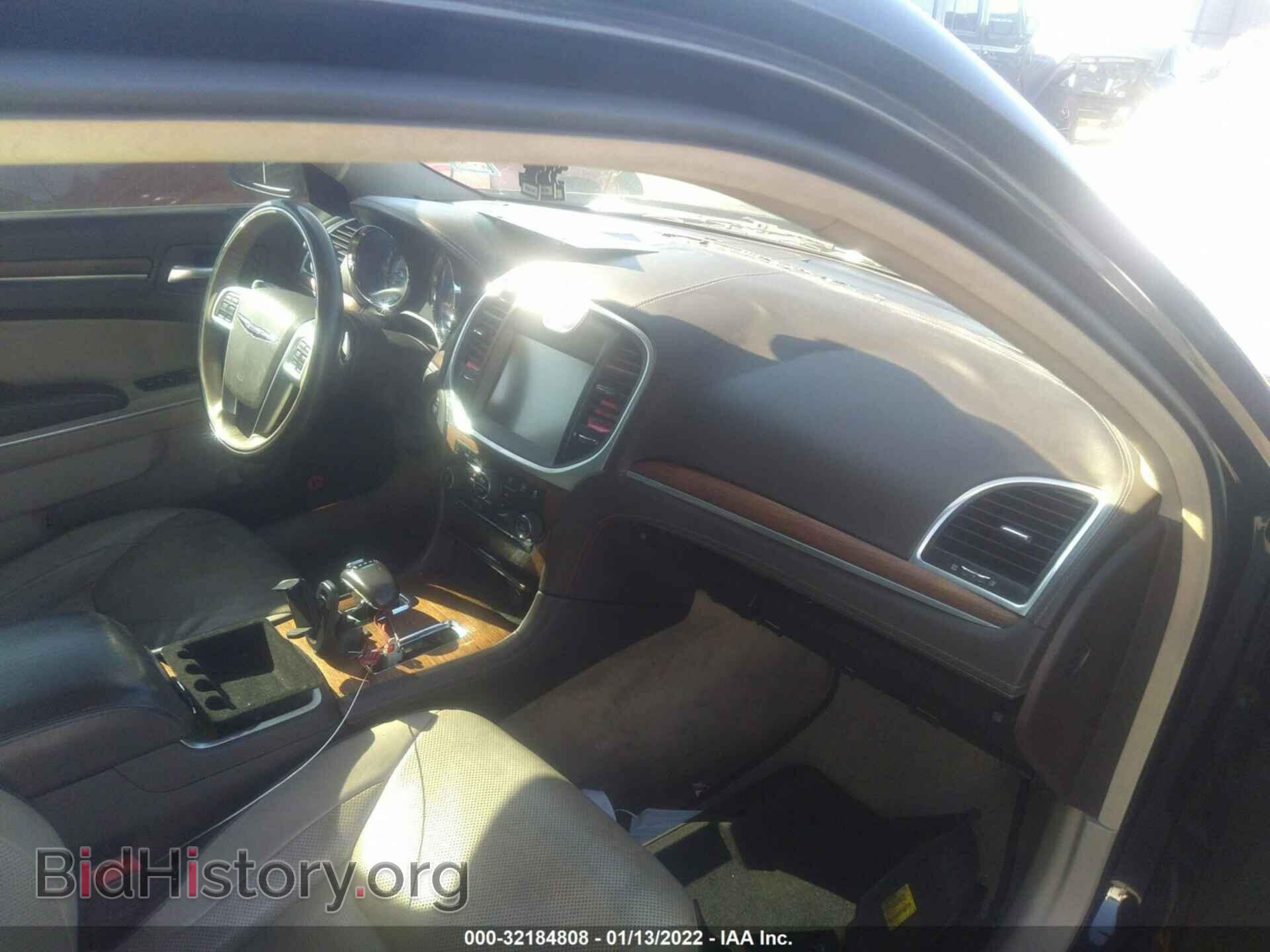 2013 CHRYSLER 300 - VIN: 2C3CCAPG3DH533043 - Фото 5