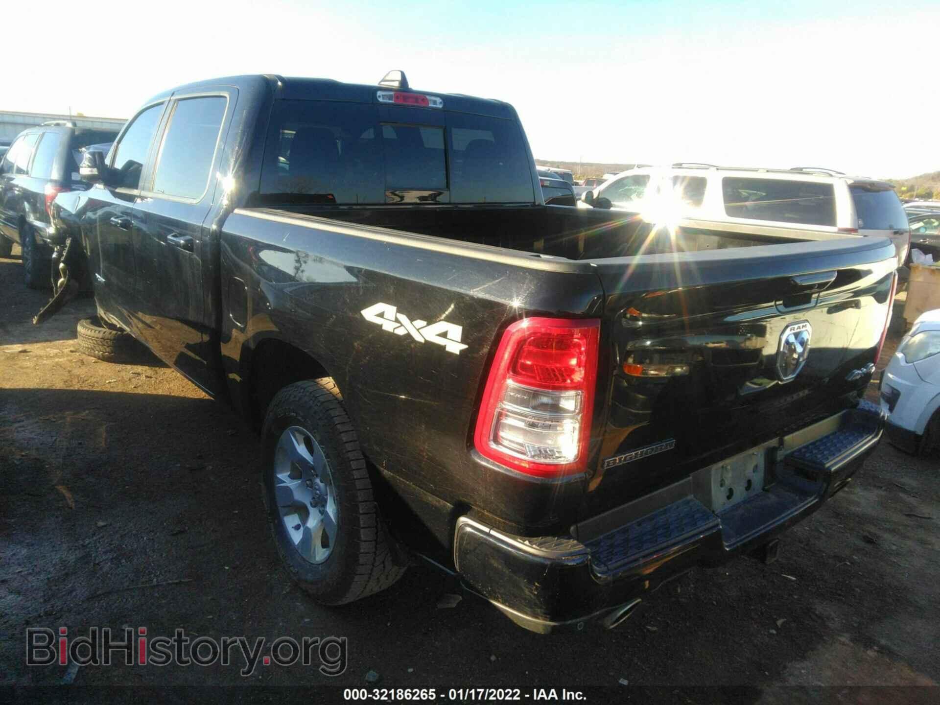 2019 RAM 1500 - VIN: 1C6SRFFT8KN754330 - Фото 3