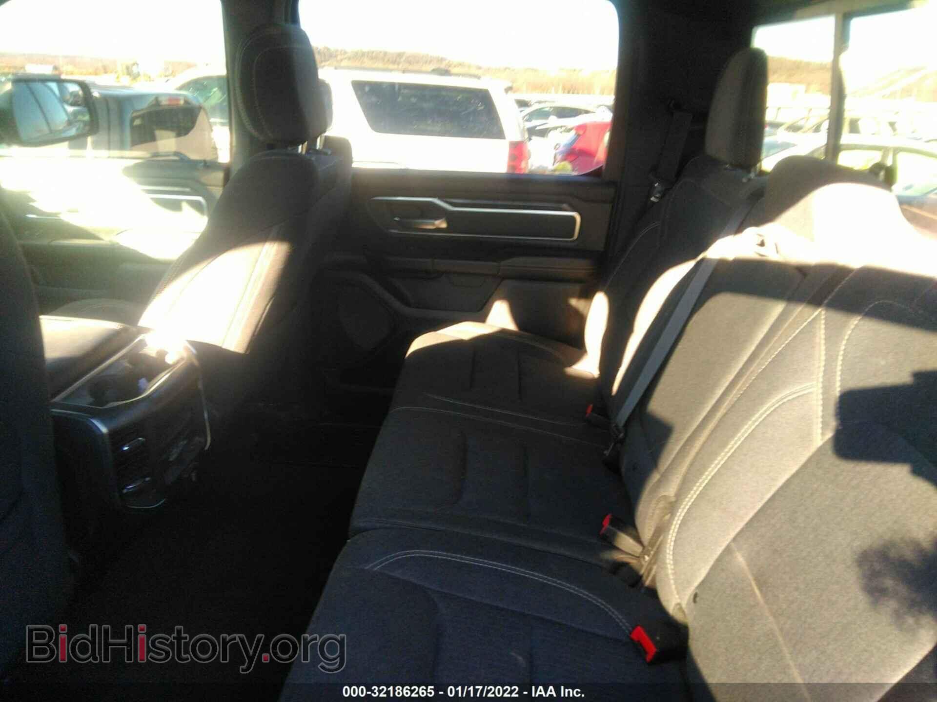 2019 RAM 1500 - VIN: 1C6SRFFT8KN754330 - Фото 8