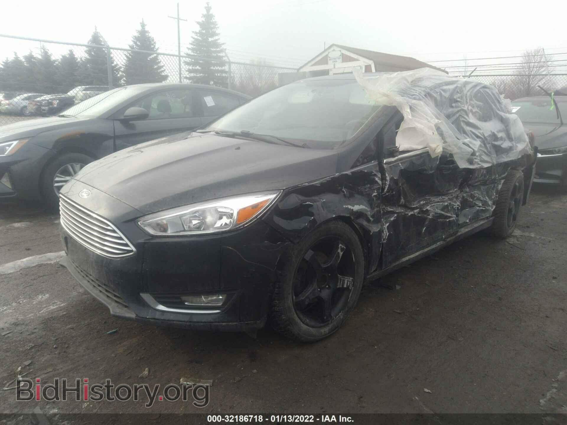 2017 FORD FOCUS - VIN: 1FADP3J2XHL238582 - Фото 2